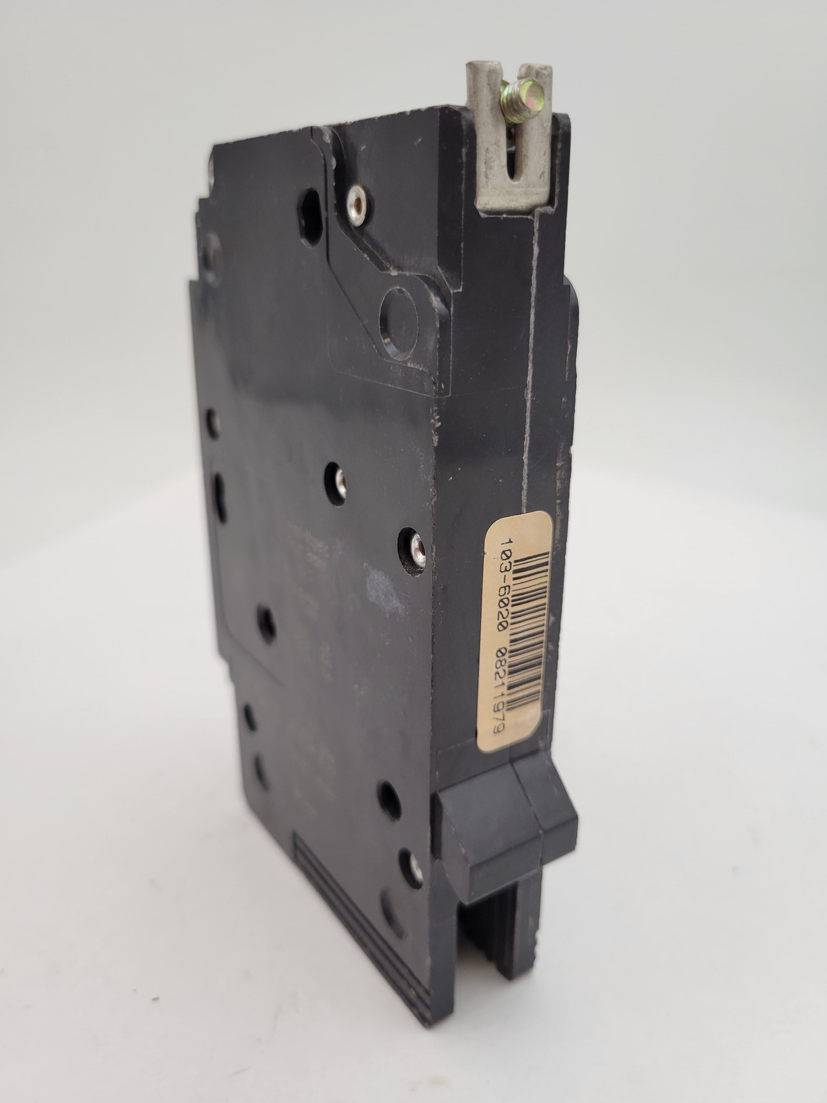 Square D EGB14020 Bolt-On Circuit Breaker 20 Amp 1P 277V Type EGB