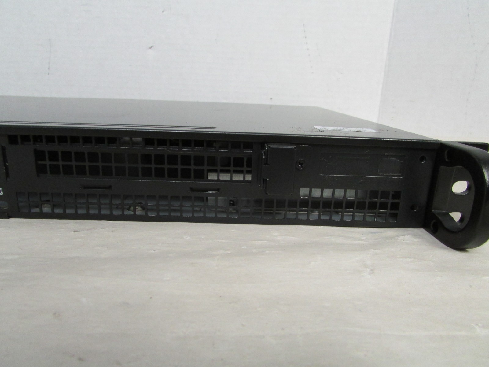 SUPERMICRO 505-2 BAREBONES CASE W/ FANS, POWER SUPPLY, HD CADDYS READ
