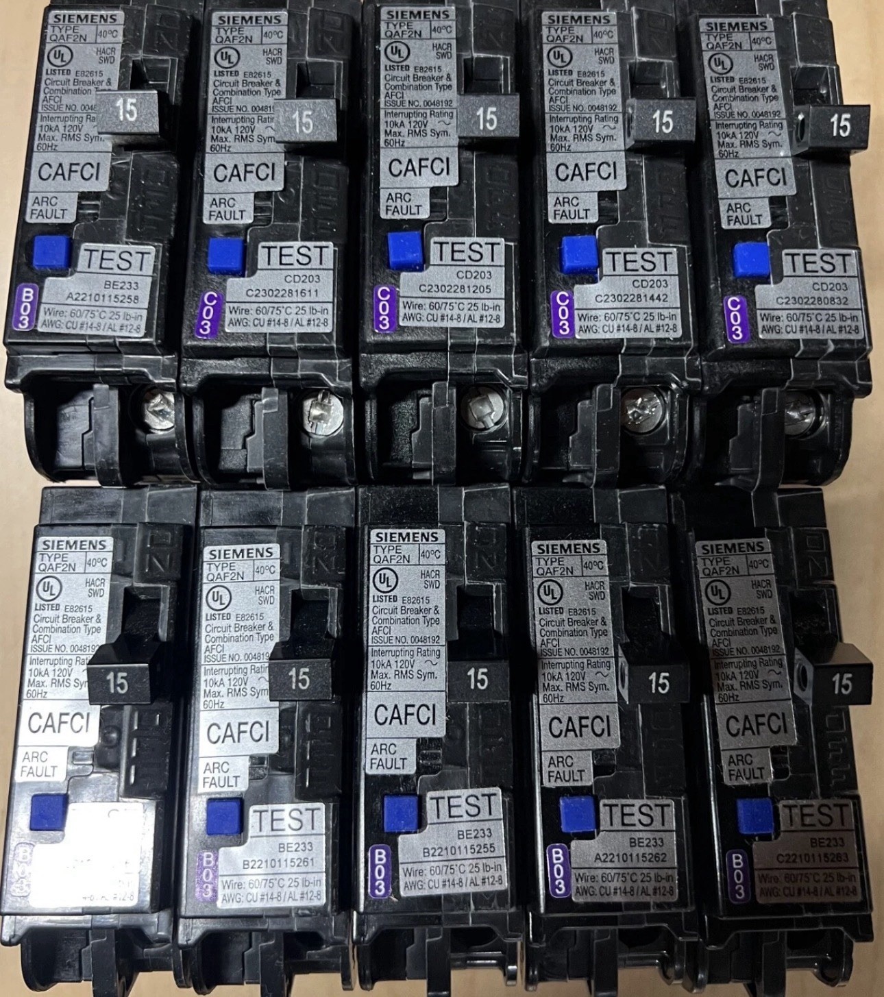 BOX OF 10 SIEMENS QA115AFCN 15A AFCI PLUG ON NEUTRAL (NO PIGTAIL WIRE) BRAND NEW