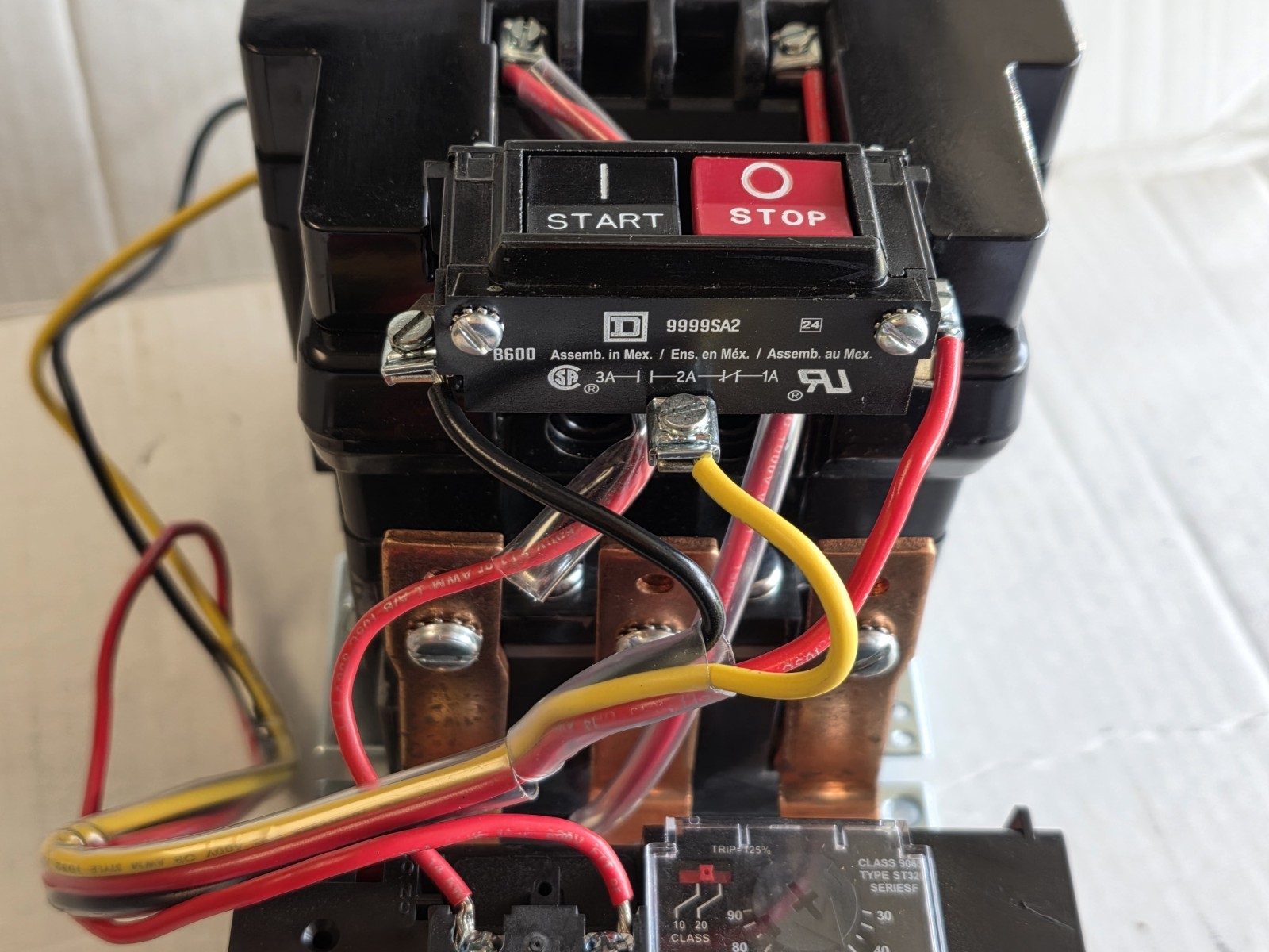 Square D NEMA Size 3 Starter 8536SEO1H30S 600V Max 120V Coil 9065ST320 30-90A OL