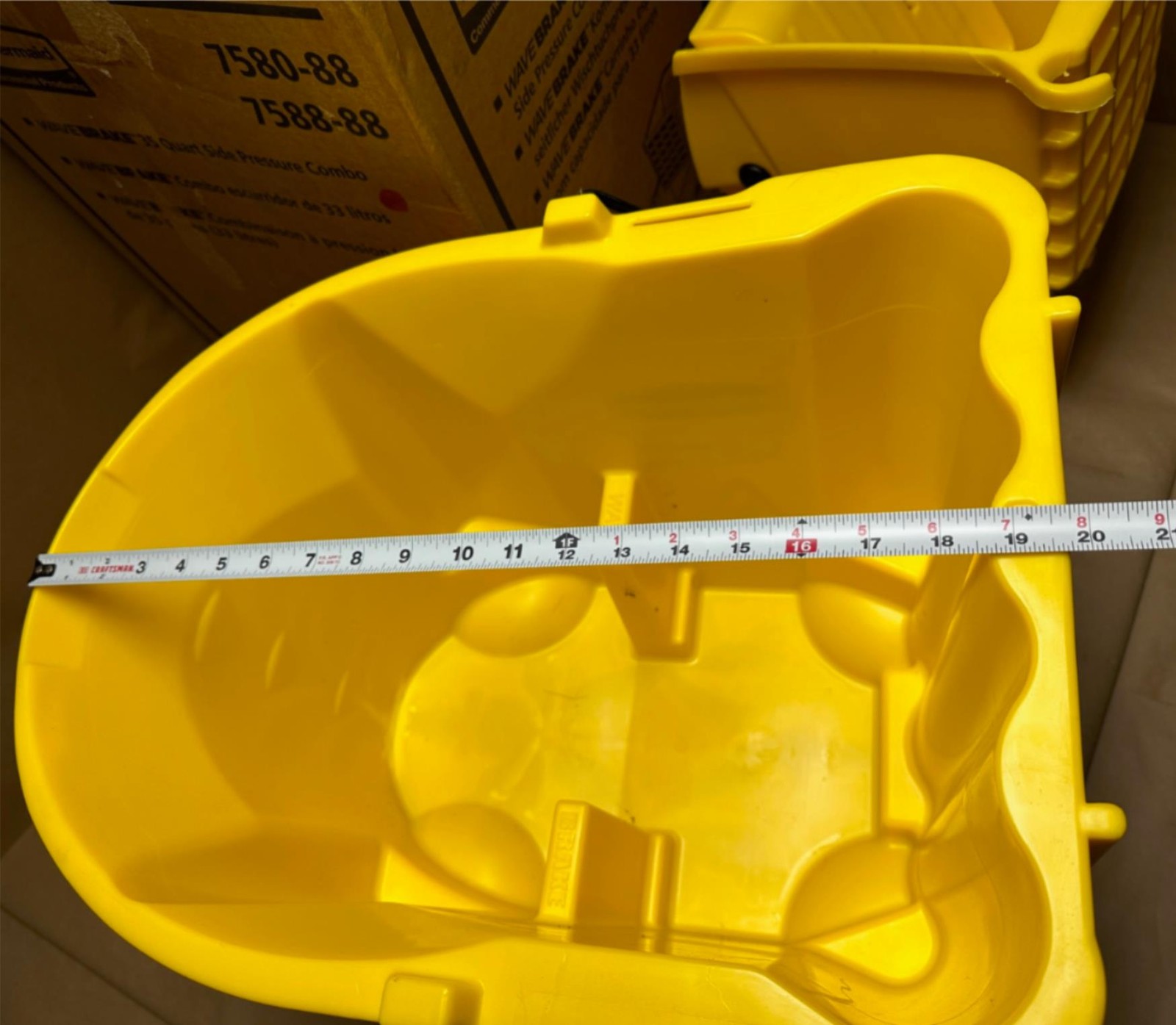 Rubbermaid Wave Brake 35 Qt Yellow Combo Mop Bucket and Wringer FG758088YEL