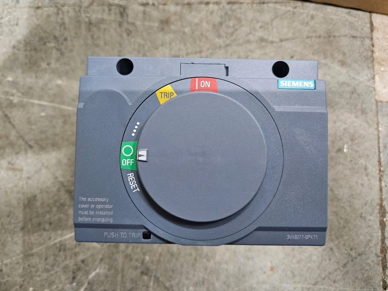 NEW Siemens 3VA6110-5HL41-0AA0 Circuit Breaker 100A with Rotary Operator