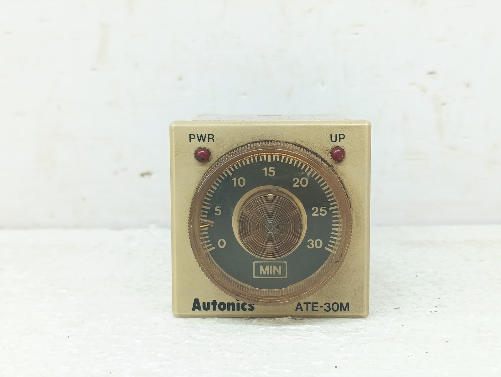 2* Lot of Autonics ATE-30M Analog Timer 0-30 min 110/220VAC 3A