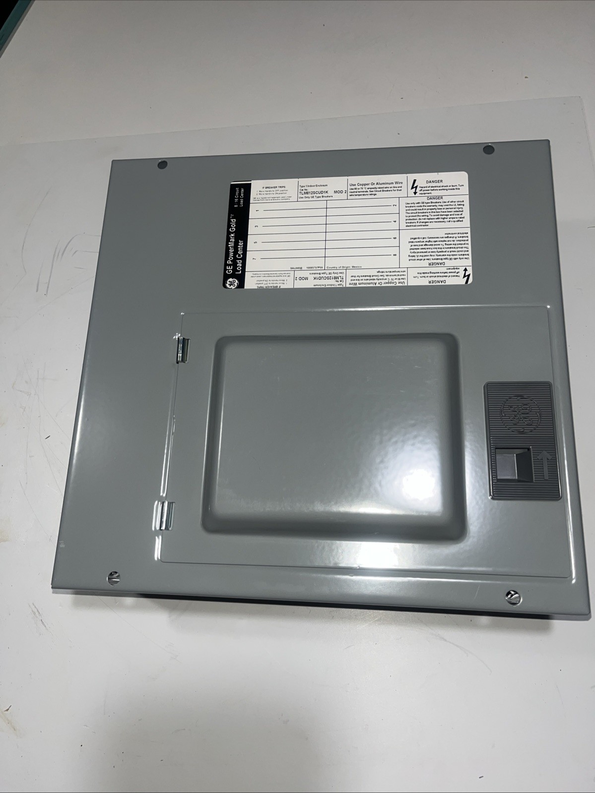 🇺🇸GE PowerMark Plus Load Center 125amps 8 spaces 16 Circuits TLM812SCUD1K