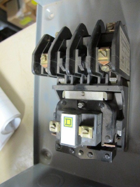 Square D L0-20 20A 2P EH Lighting Contactor 120V Coil Nema 1 Encl -NEW-S-LC57