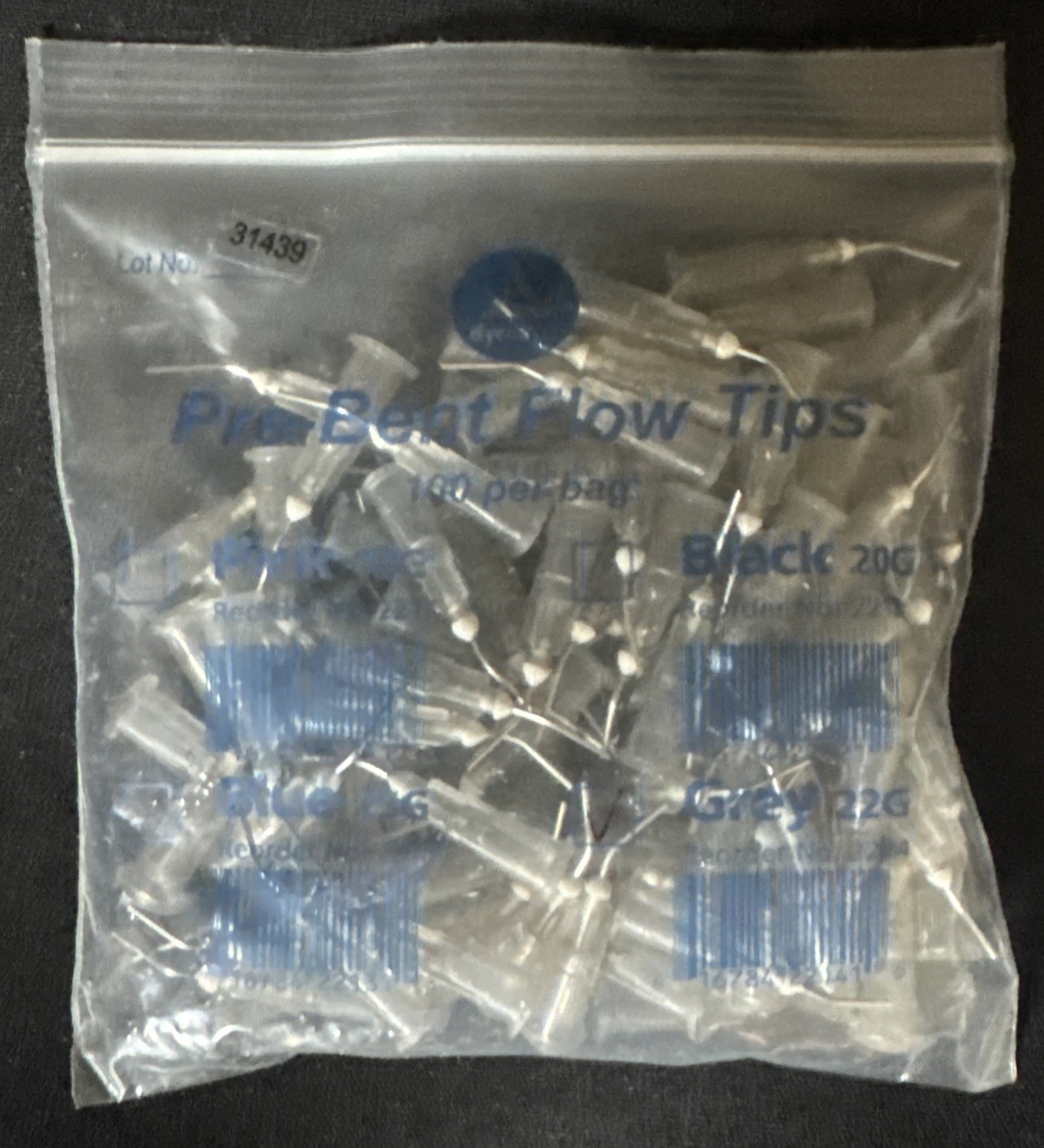 *2,500/case* Dynarex Pre-Bent Flow Tips-22G Etch tips, Grey,25 bags of 100 tips