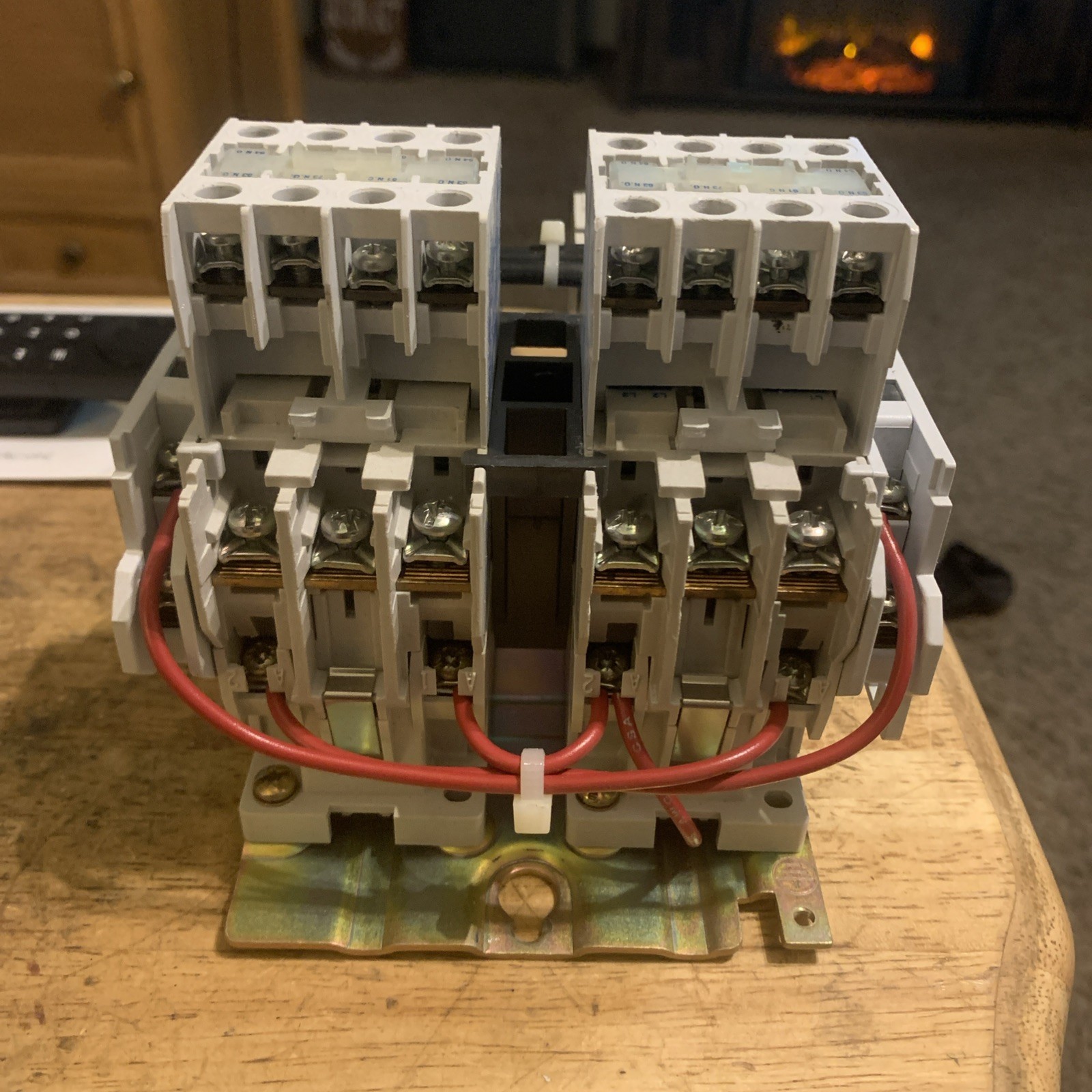 Eaton Cutler-Hammer AN56DN0AC Reversing Starter 18A 3-Pole ,110V 50-60 Hz Coil