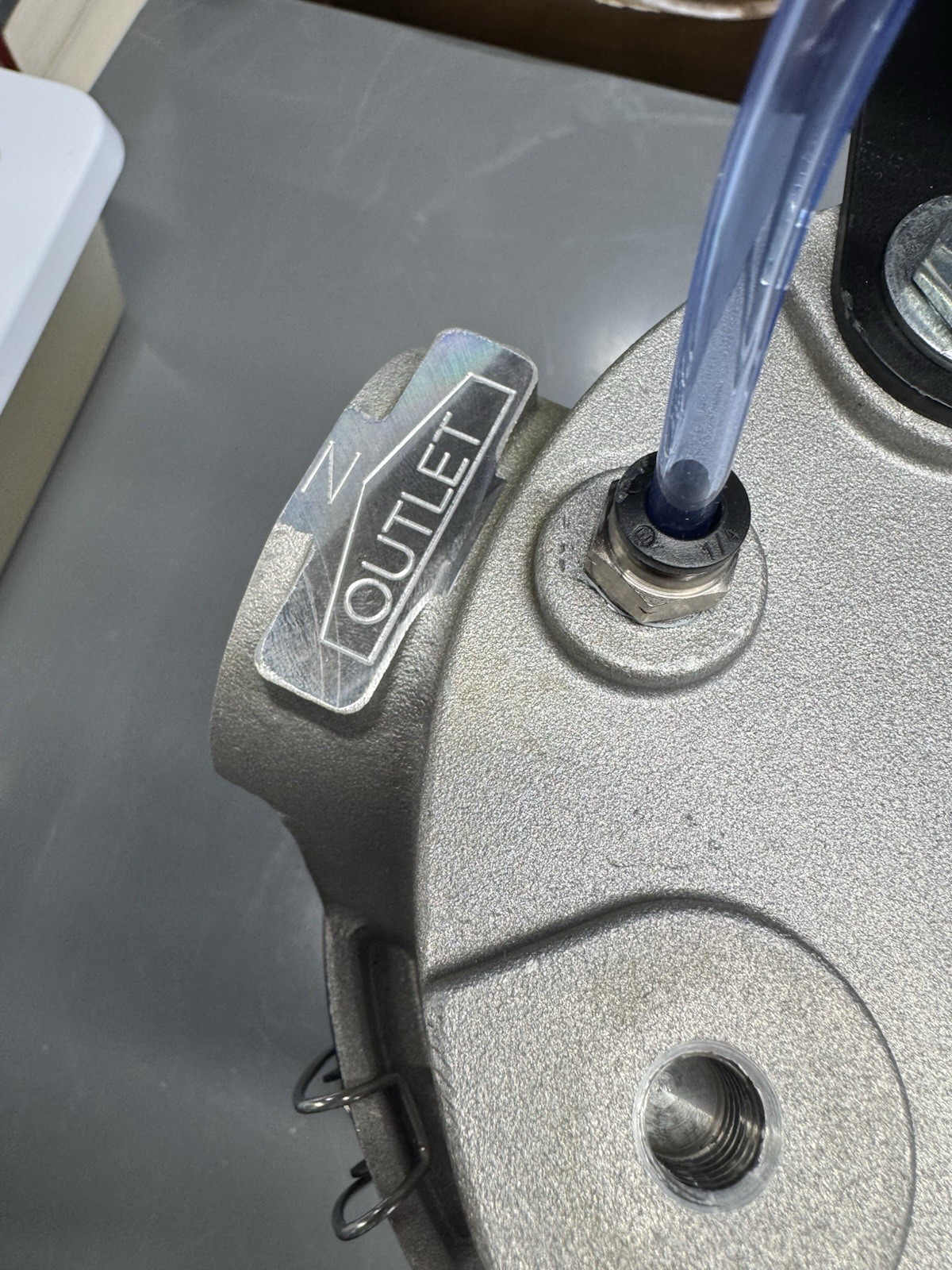 Solberg STS-200C Liquid Separator, 2 Inch NPT, 175 CFM, w/ Dwyer Gauge