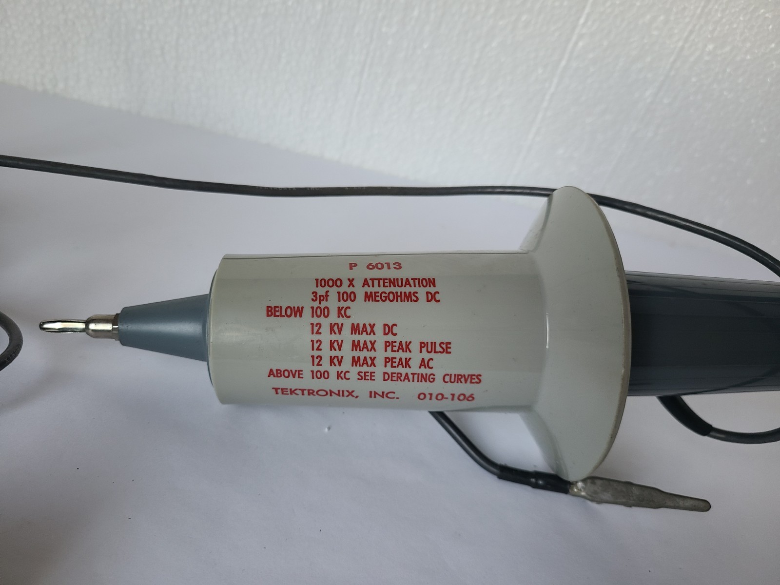 Tektronix P6013 12KV High Voltage Oscilloscope Probe, 010-106
