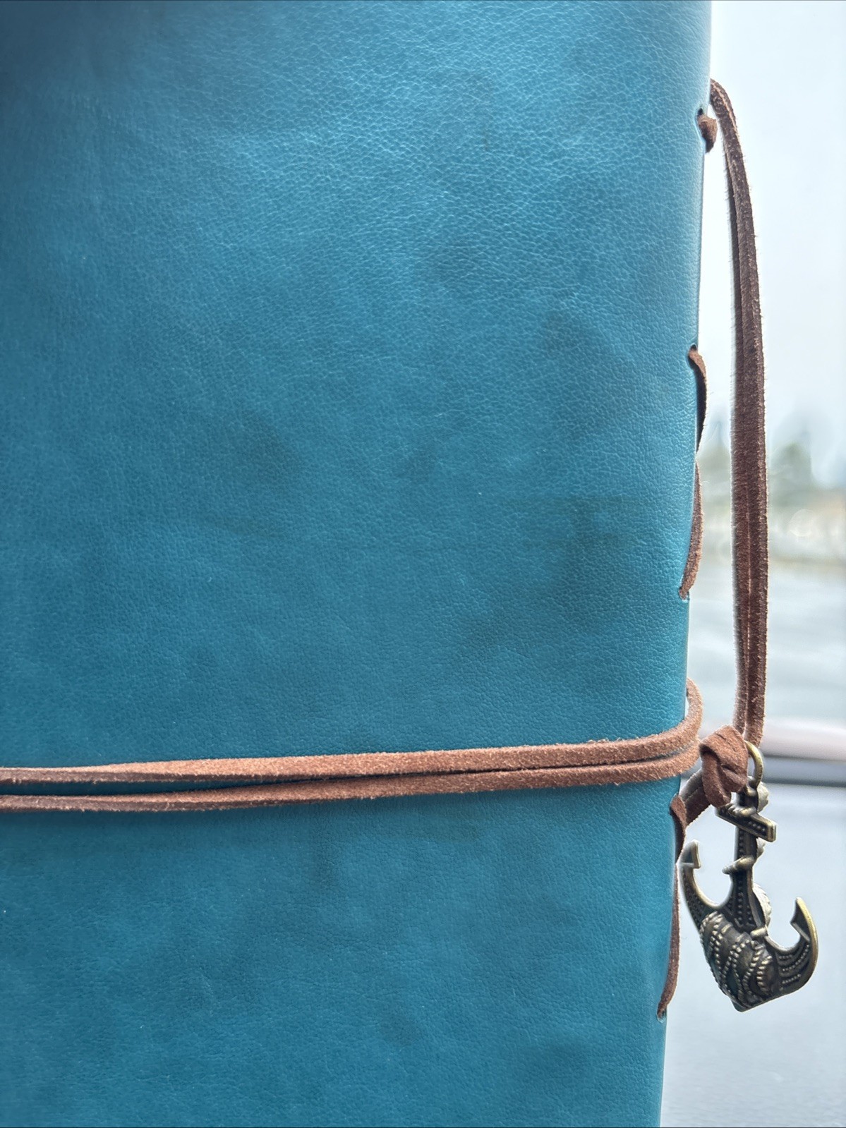 MALEDEN Leather Journal Notebook, Vintage Spiral Notebook Refillable Black