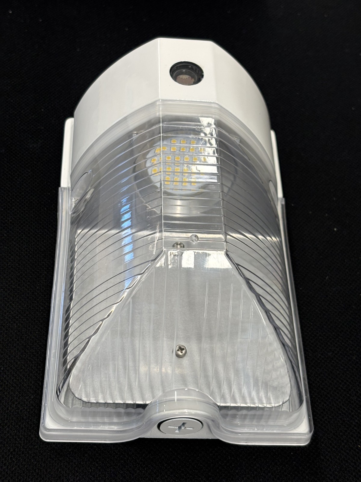 White LED Mini Wall Pack 17W 1700Lm 5000K Dusk to Dawn Security Light Photocell