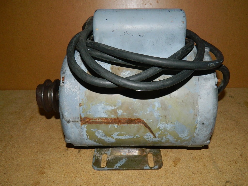 Baldor Industrial Motor Single Phase L1309 1HP 115/230 Volt 3450 RPM 5/8″ Shaft