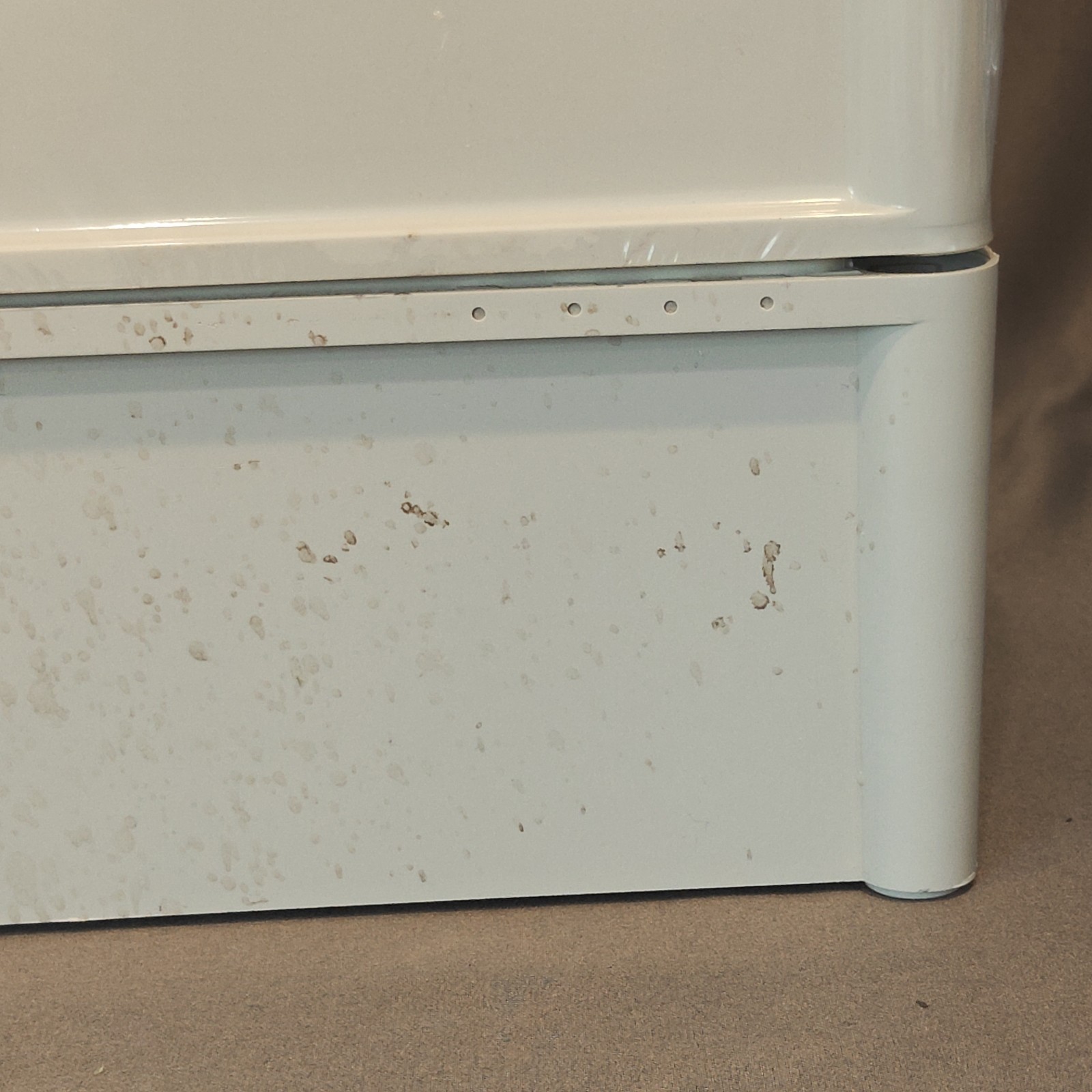 FIBOX UL PC 2828 18 G Plastic Electrical Enclosure, 11 x 11 x 7.1″, Has Stain