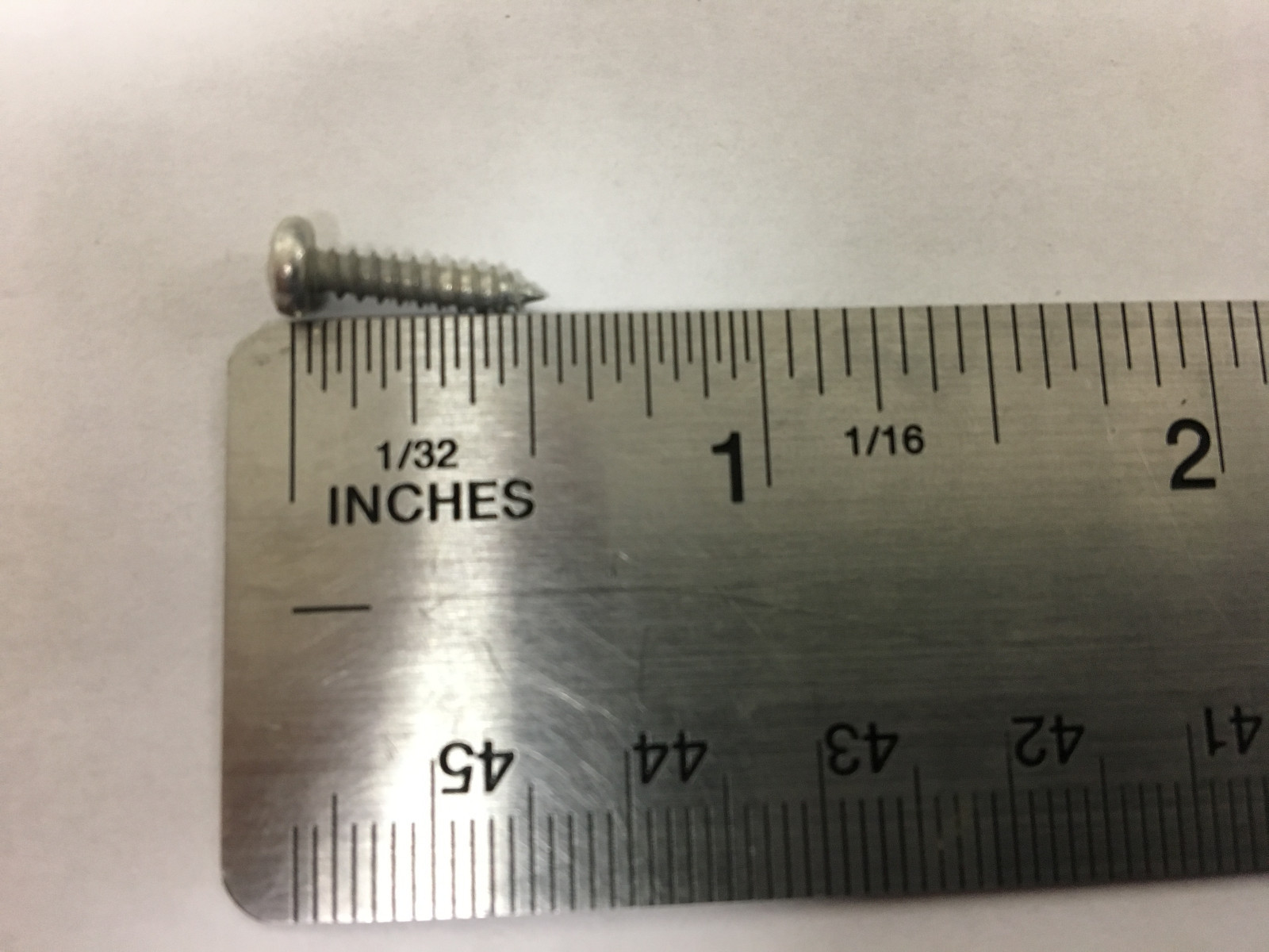 100 pcs 9 x 13 1/2″ SCREW DIN7981-B2,9X13-B3B