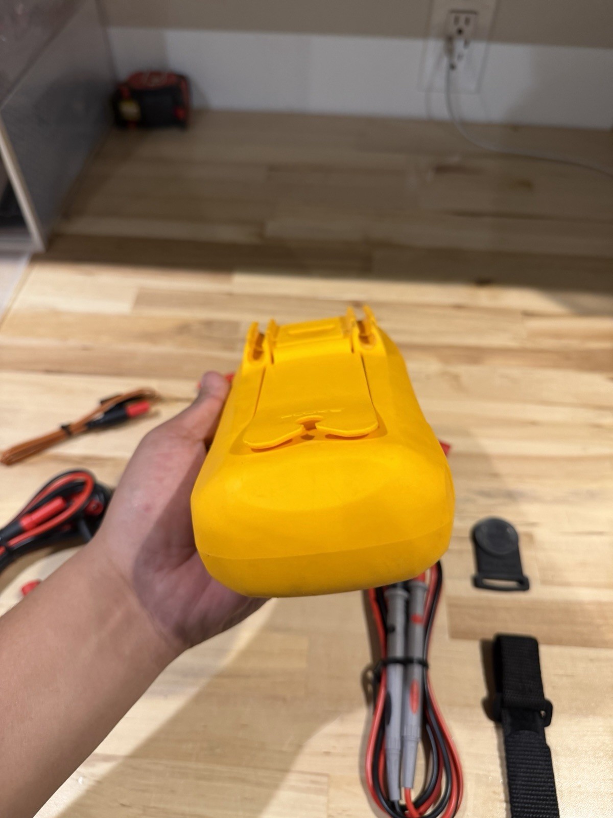FLUKE 87V-MAX/E2 INDUSTRIAL COMBO KIT (TESTED) SHIPS FAST