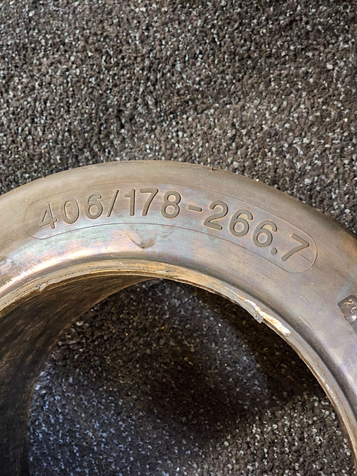 (QTY 1) Unitrac Max 16x7x10-1/2 Smooth Press-On Forklift Tire 406/78-266.7