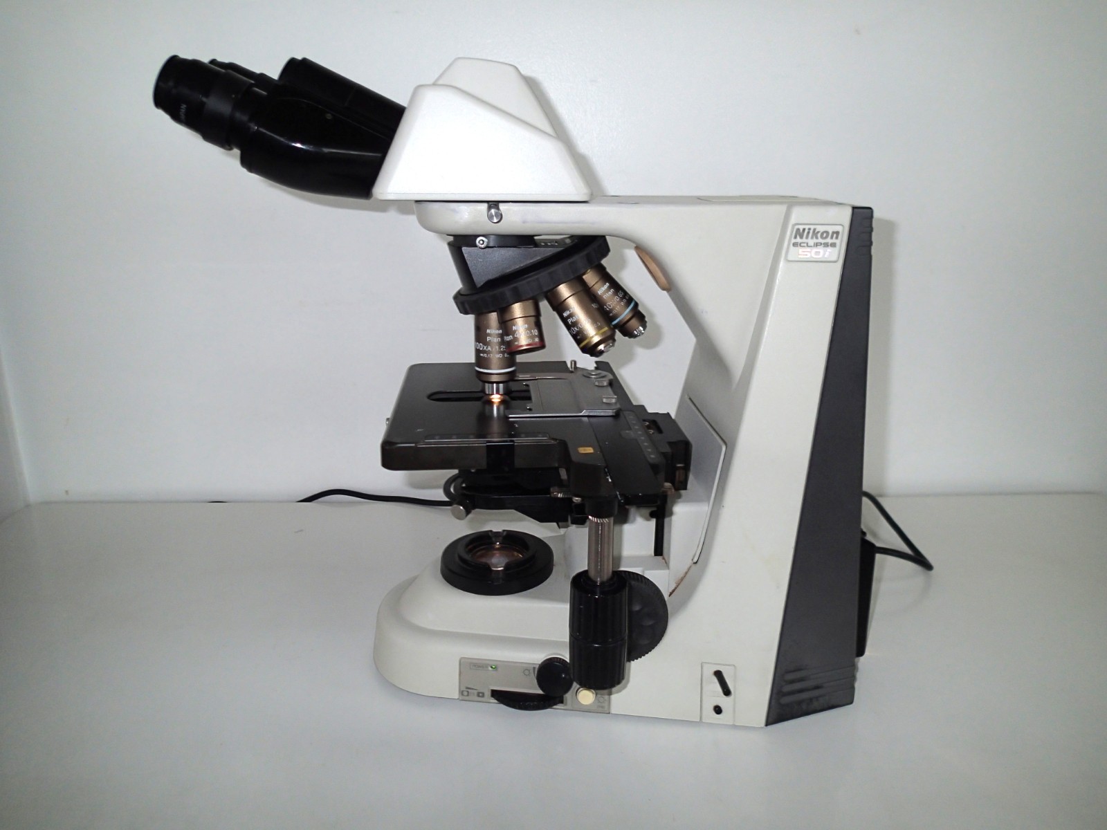 Nikon Eclipse 50i Microscope with 4X, 10X, 40X, & 100X Plan Objectives-Serviced
