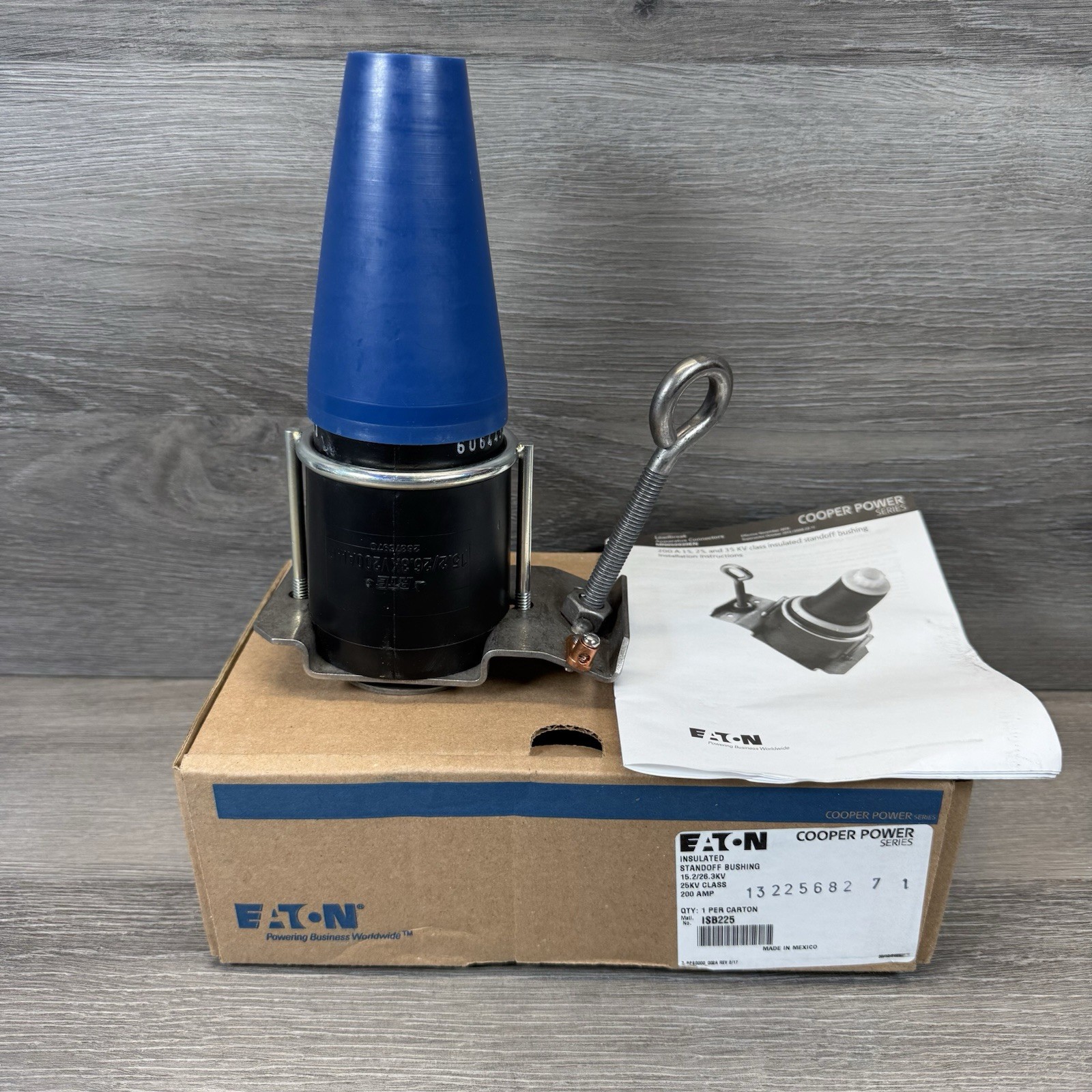 Eaton Cooper ISB225 Insulated Standoff Bushing 200AMP, 15.2/26.3KV, 25KV Class