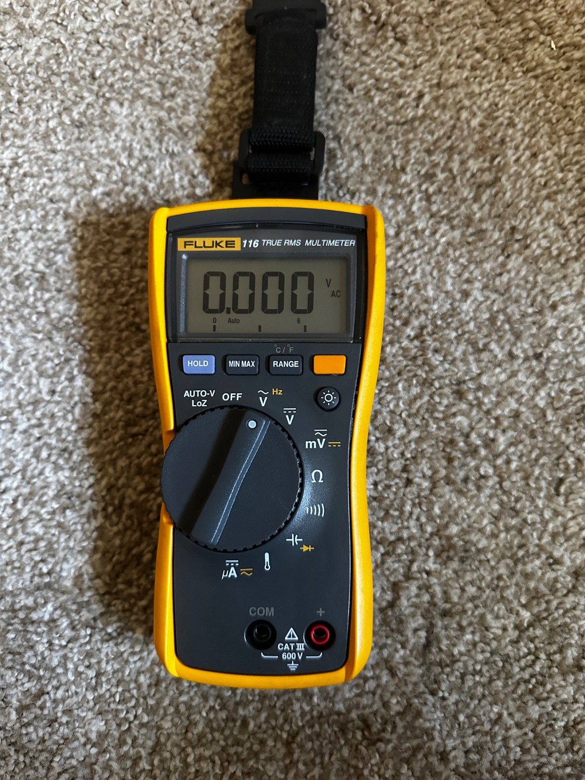 Fluke 116 + 323 HVAC Combo Kit – Multimeter & Clamp Meter