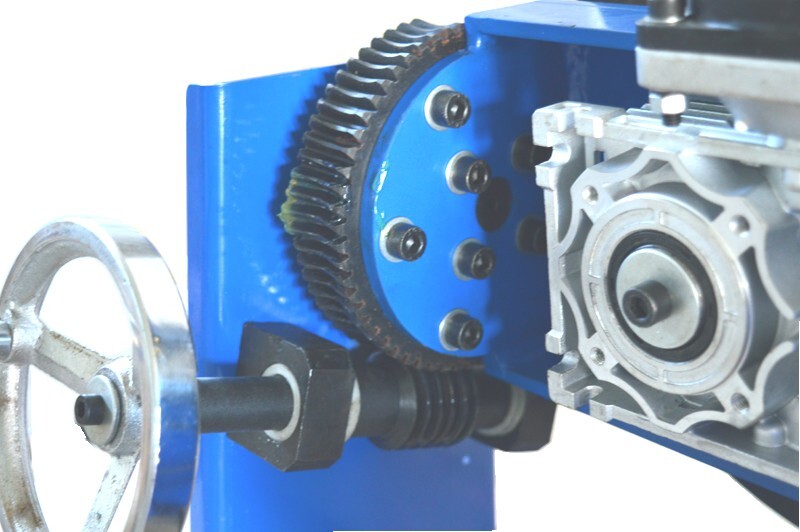 110V Welding Positioner Turntable 50KG with 200mm Chuck Manually Flip BW-50