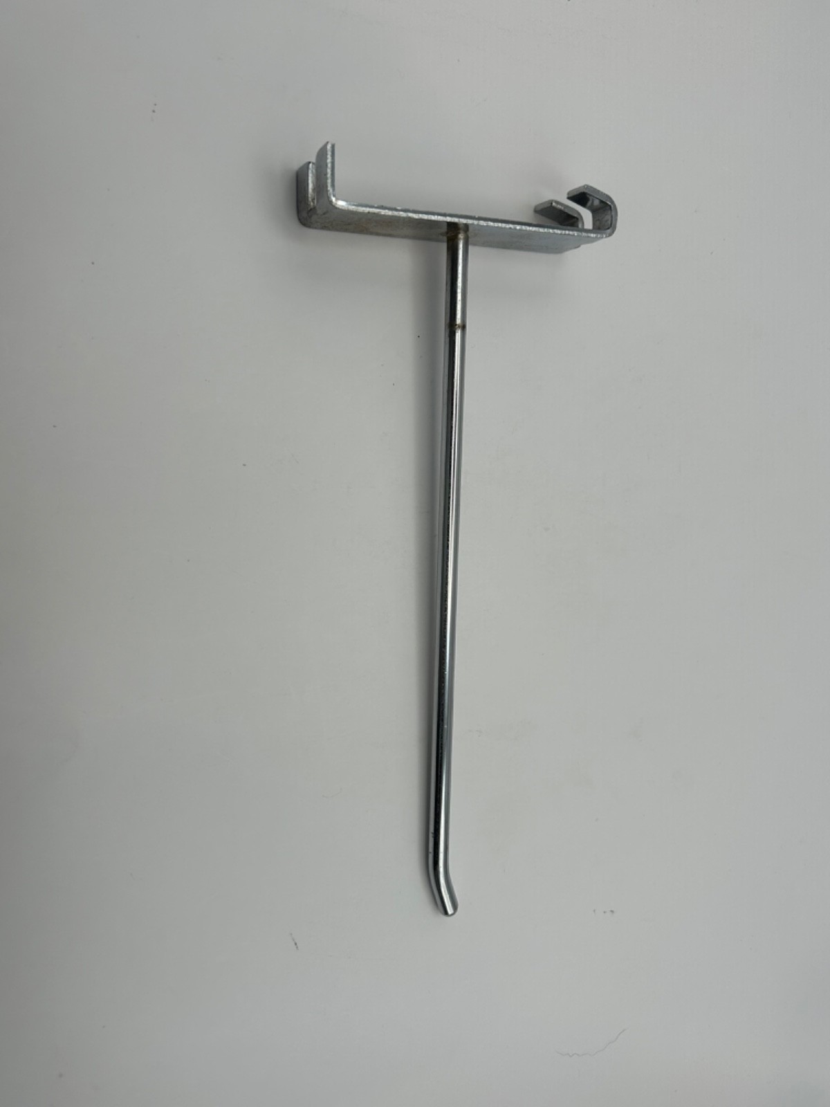 14 Chrome Retail Display Hooks Grid Wall Wire Panel Store Fixture Hook Hangers