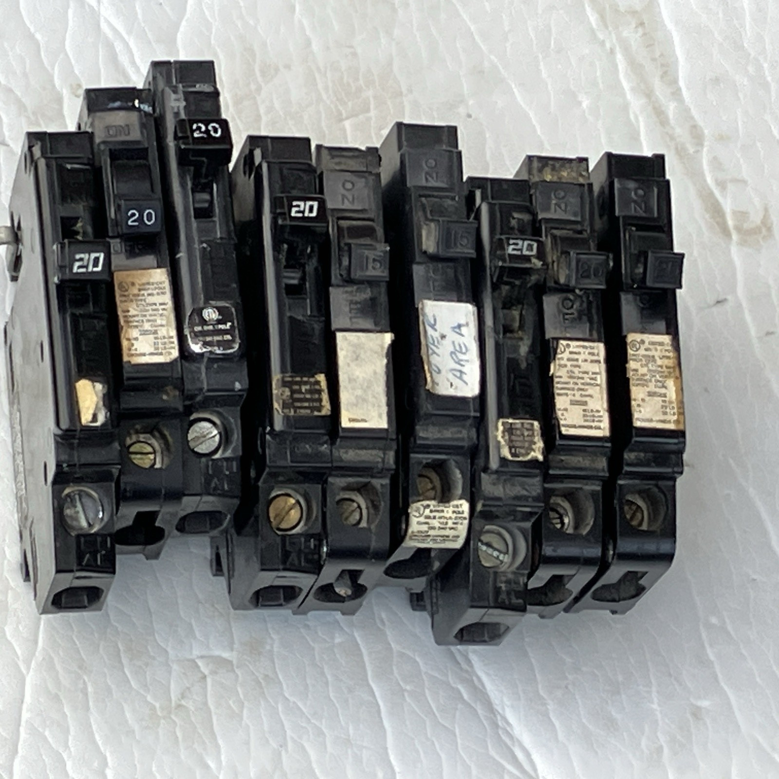 A120L Challenger Crouse-Hinds 1 Pole 20A Circuit Breaker A120 CTL Compliant