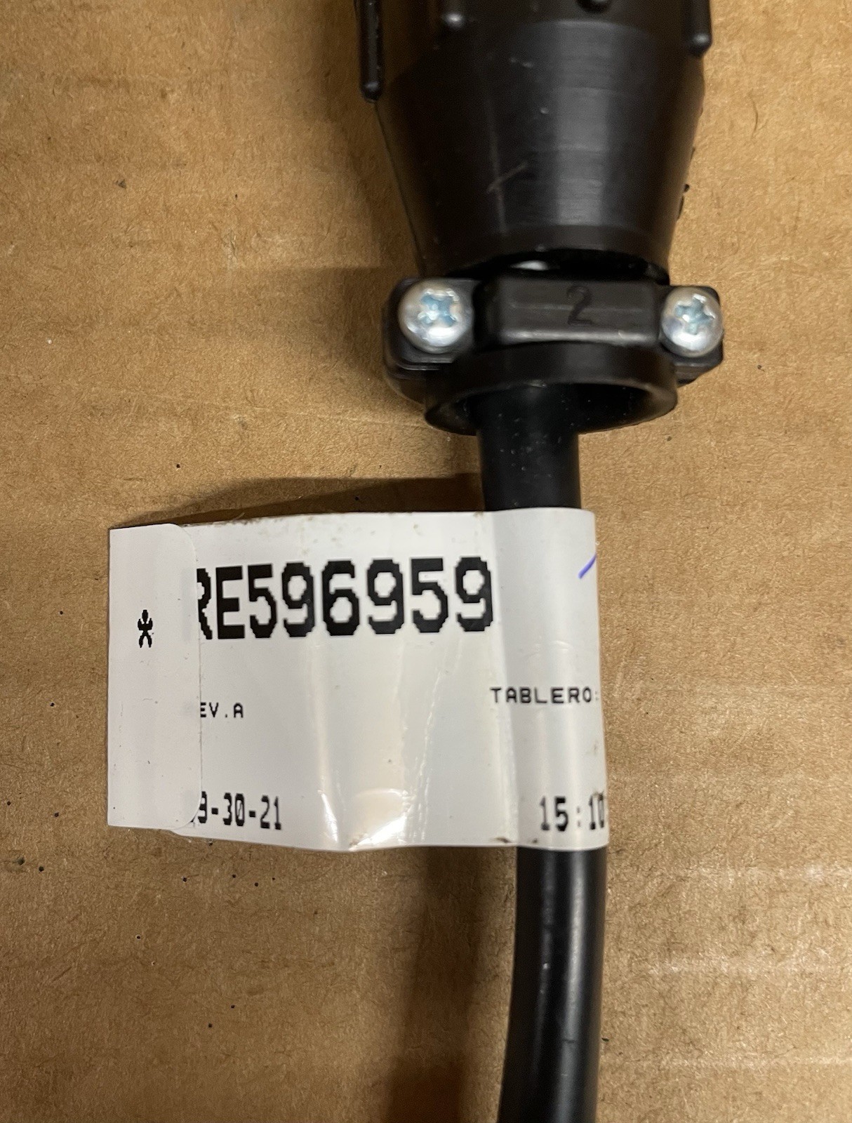 John Deere Auxiliary Power Adapter RE596959