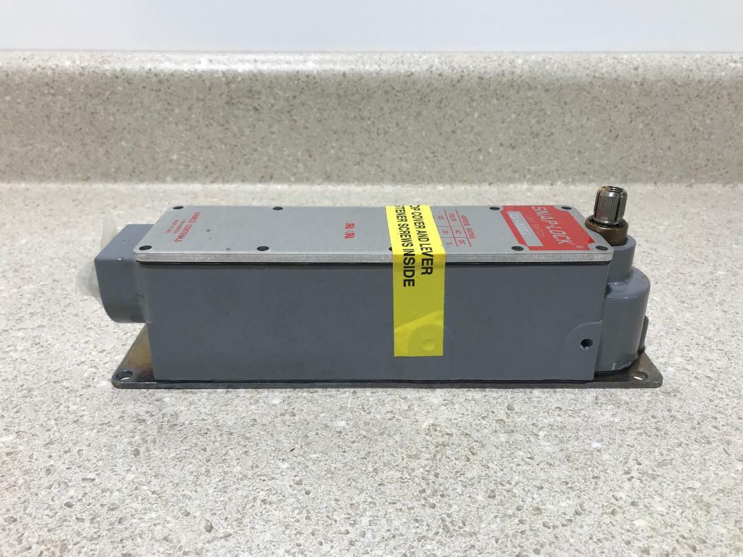 Namco Limit Switch EA700-90000 NEW