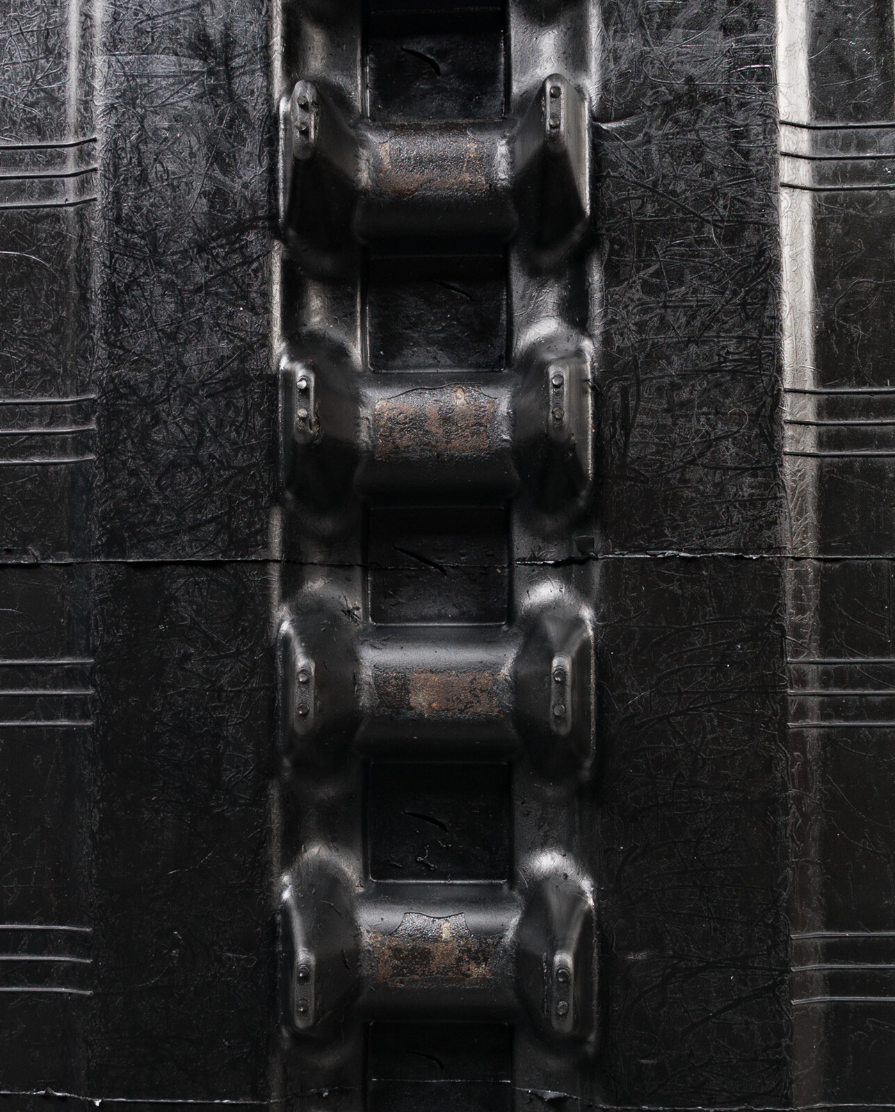 Rubber Track Bobcat T180 T190 T590 T595 – 320x86x49 13″ MWE