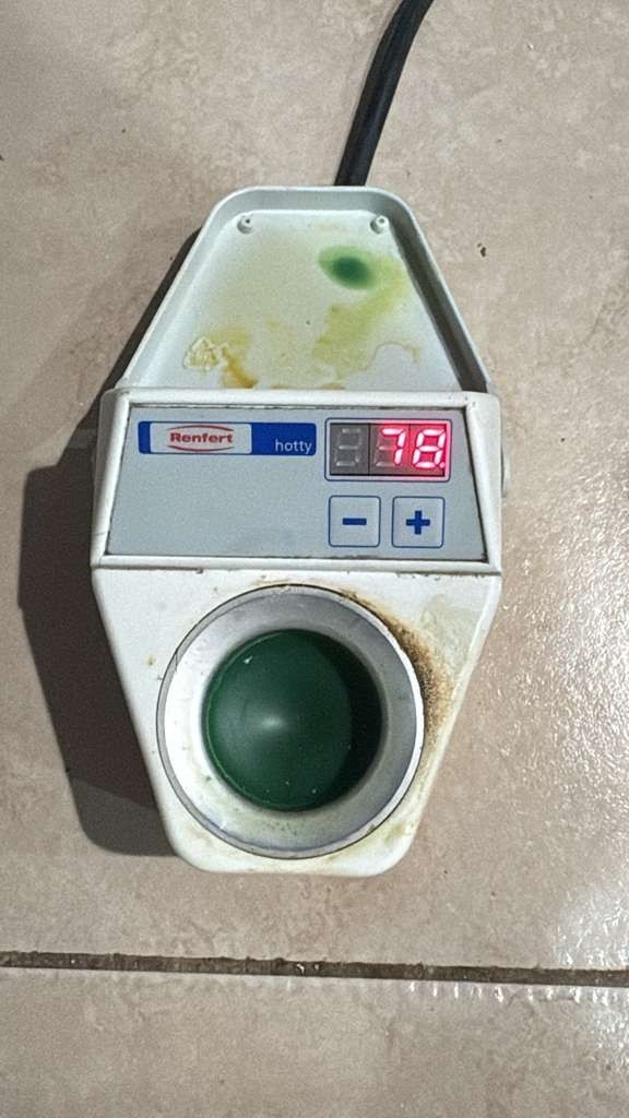 USED Renfert Hotty LED Wax Pot