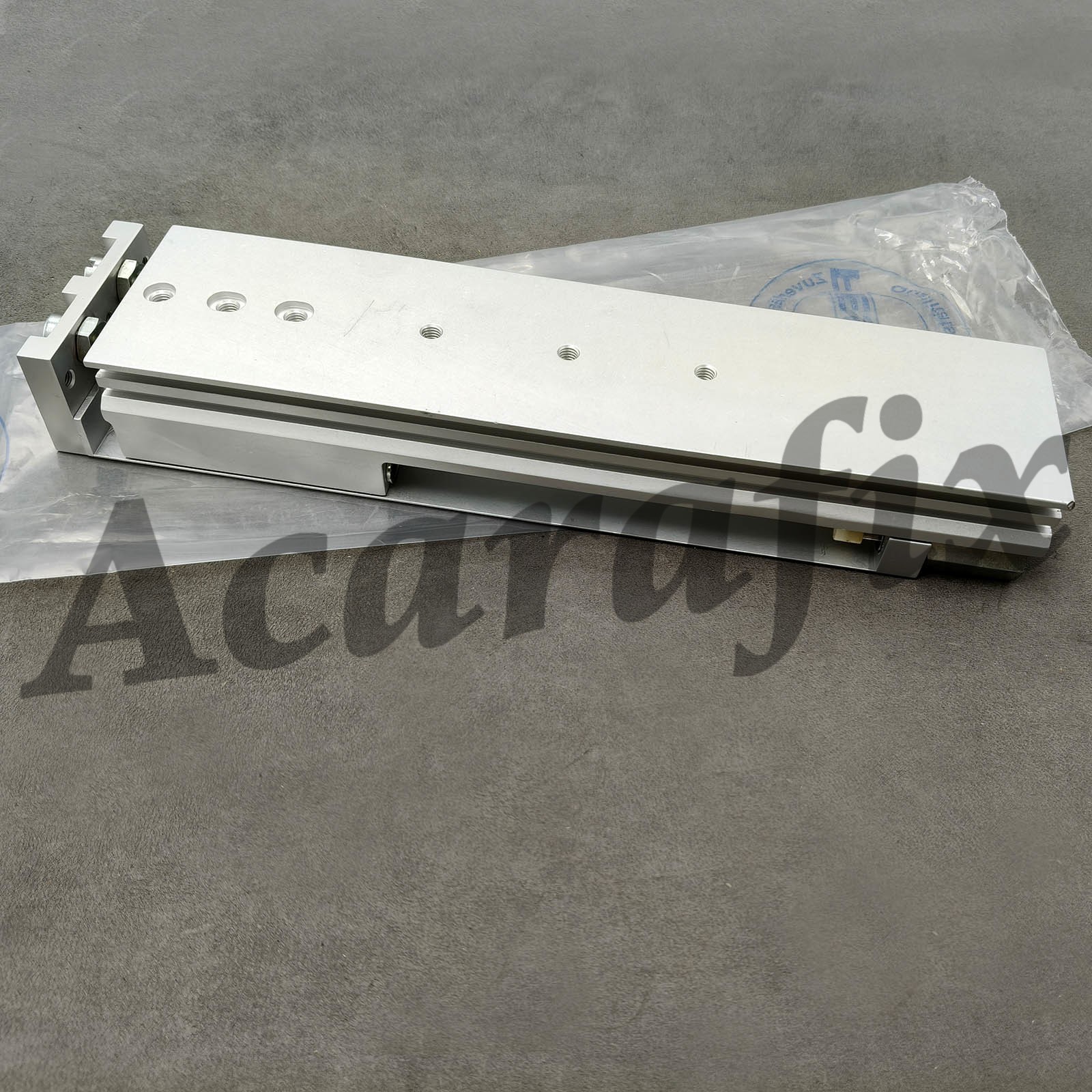 Brand New Pneumatic Slide Cylinder SLT-16-150-A-CC-B 197901 for Festo