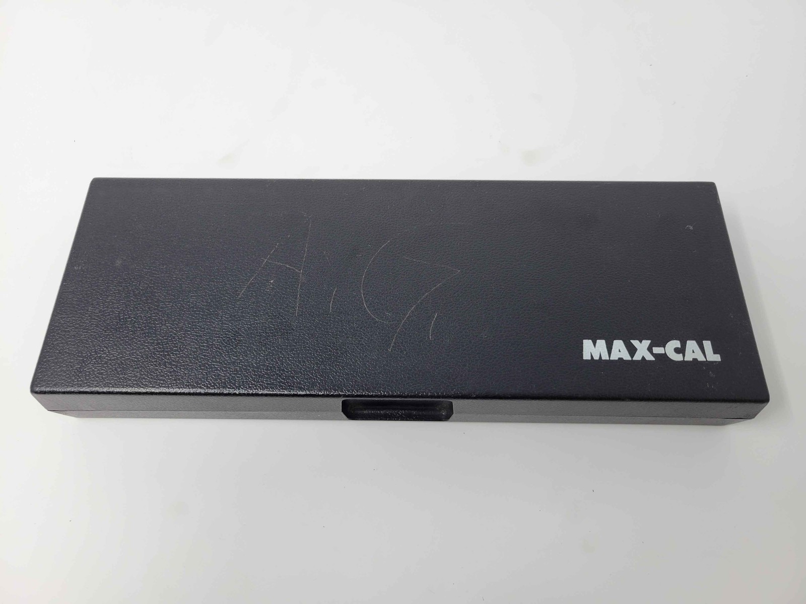 Fowler MAX-CAL Digital Caliper 0-6 in, 0.0005 in Resolution w/ Case