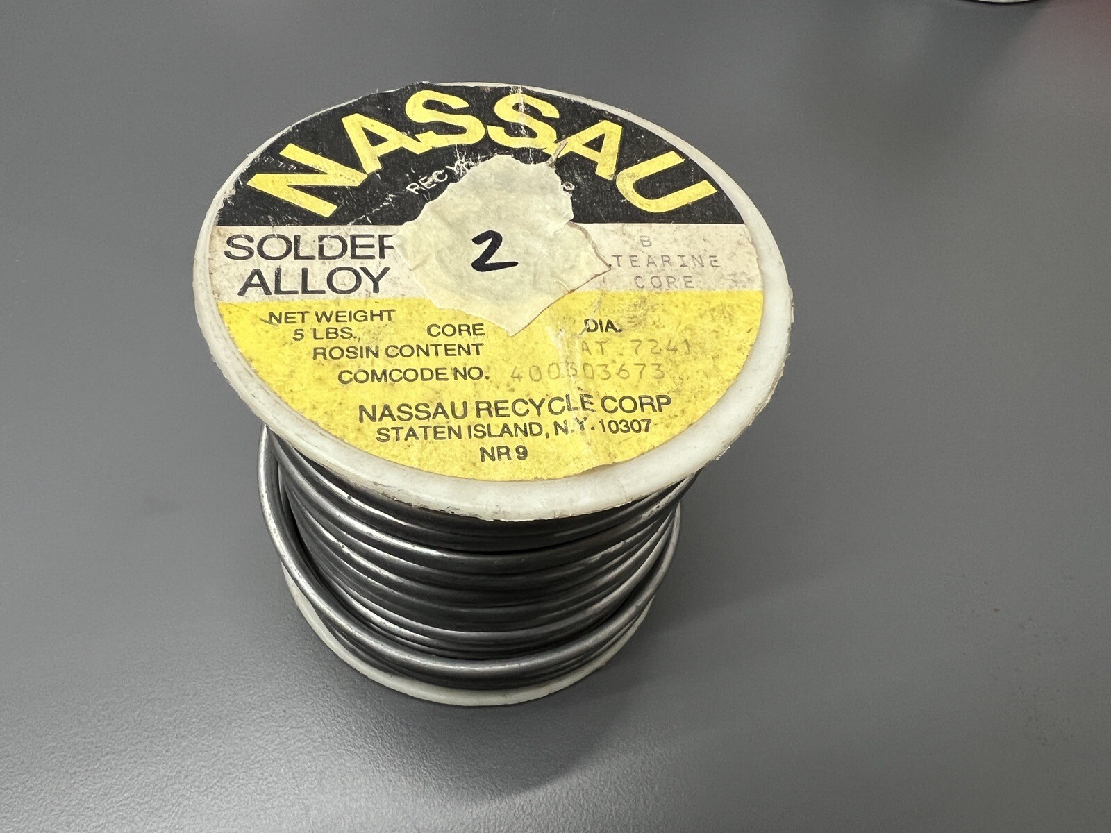 VINTAGE NASSAU B STEARINE CORE LG DIA. SOLDER – SPEC: AT 7241 – 4LB 13.5OZ