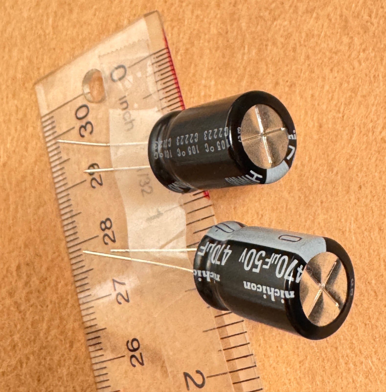 Nichicon UHW1H471MHD6 Radial Capacitor,470uF,50V,±20%,ESR=27mΩ,10000Hrs Lifetime