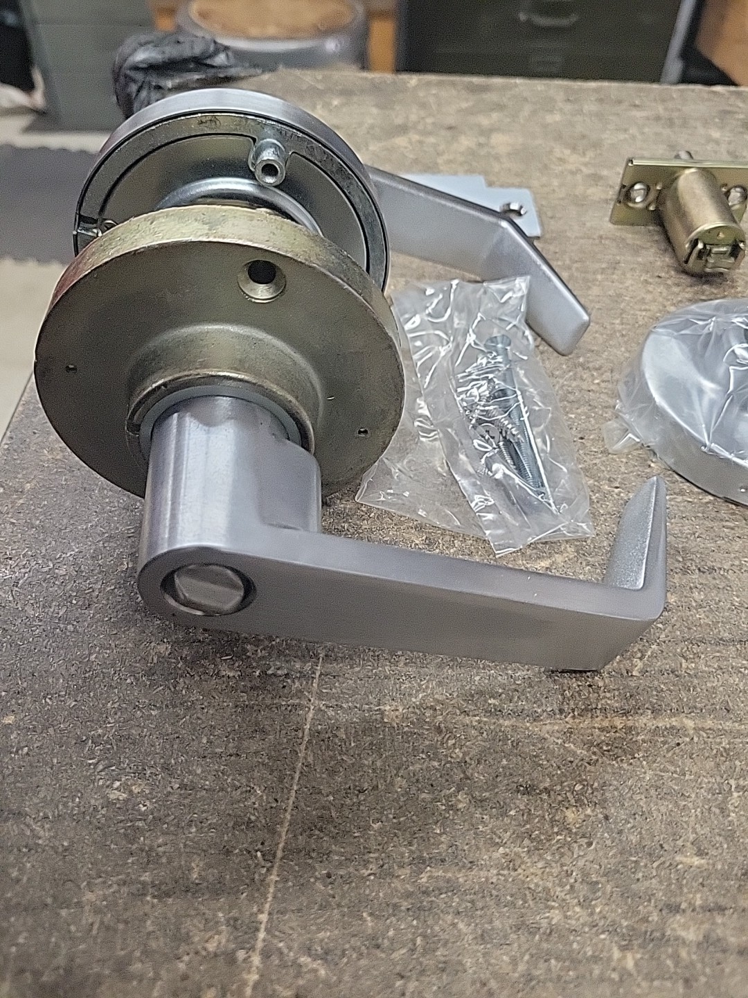 Marks 195AB/26D, Entrance Cylindrical Lever Lockset Grade 1 Survivor Series