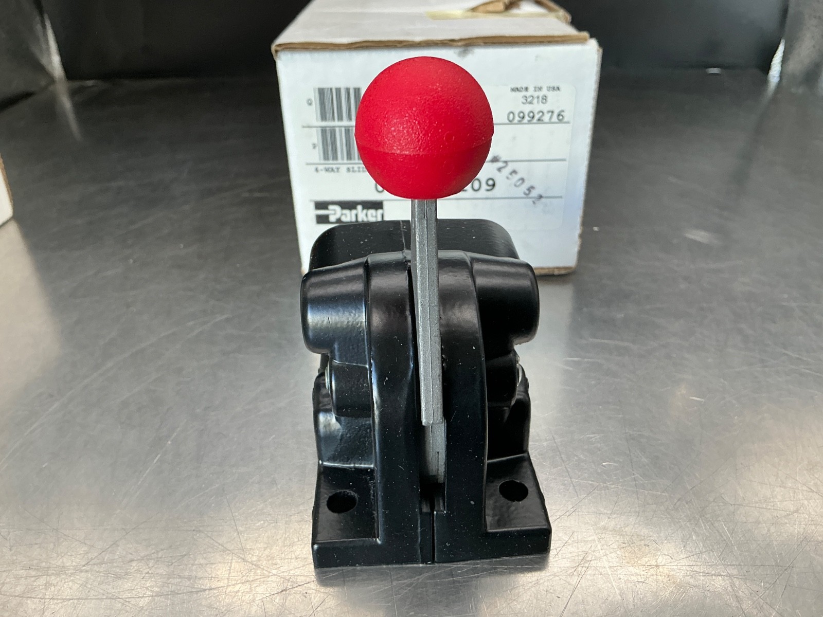 Parker 008240109 4-way Slide Seal Valve 1/4″ NPT