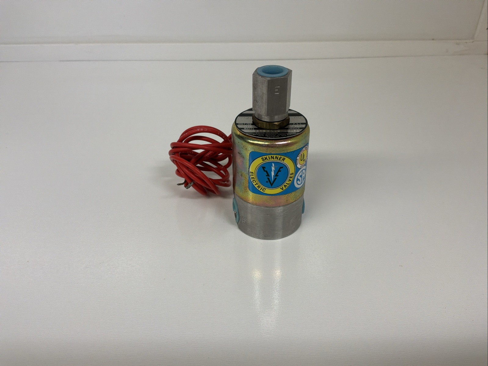 Skinner V53DB2100 Solenoid Valve 120VAC 10W 100 PSI 1/16 Orifice USA