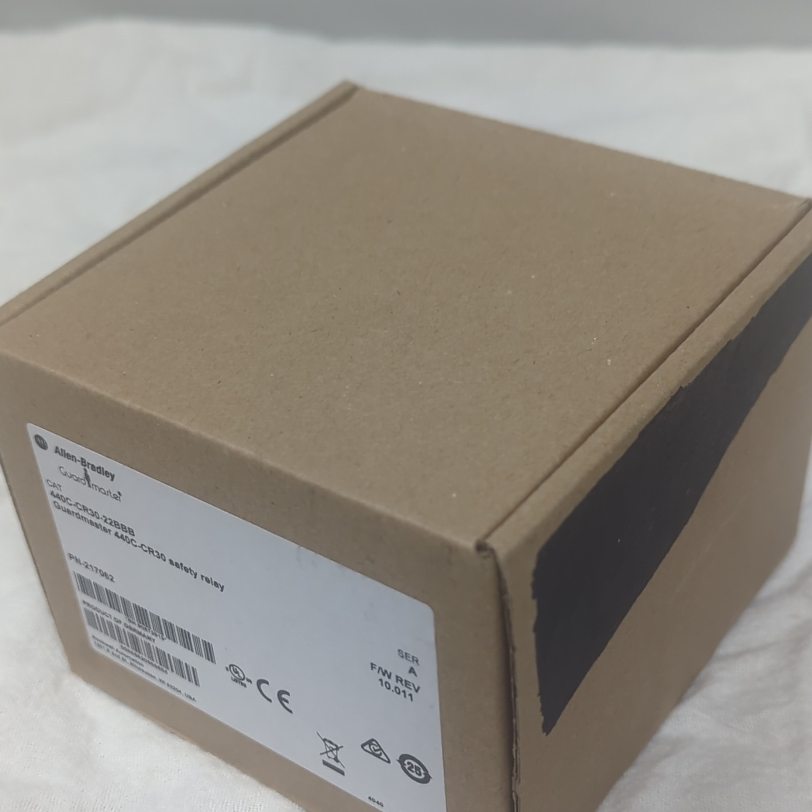 Allen-Bradley Guardmaster 440C-CR30 Safety Relay 24VDC 4PST 440C-CR30-22BBB