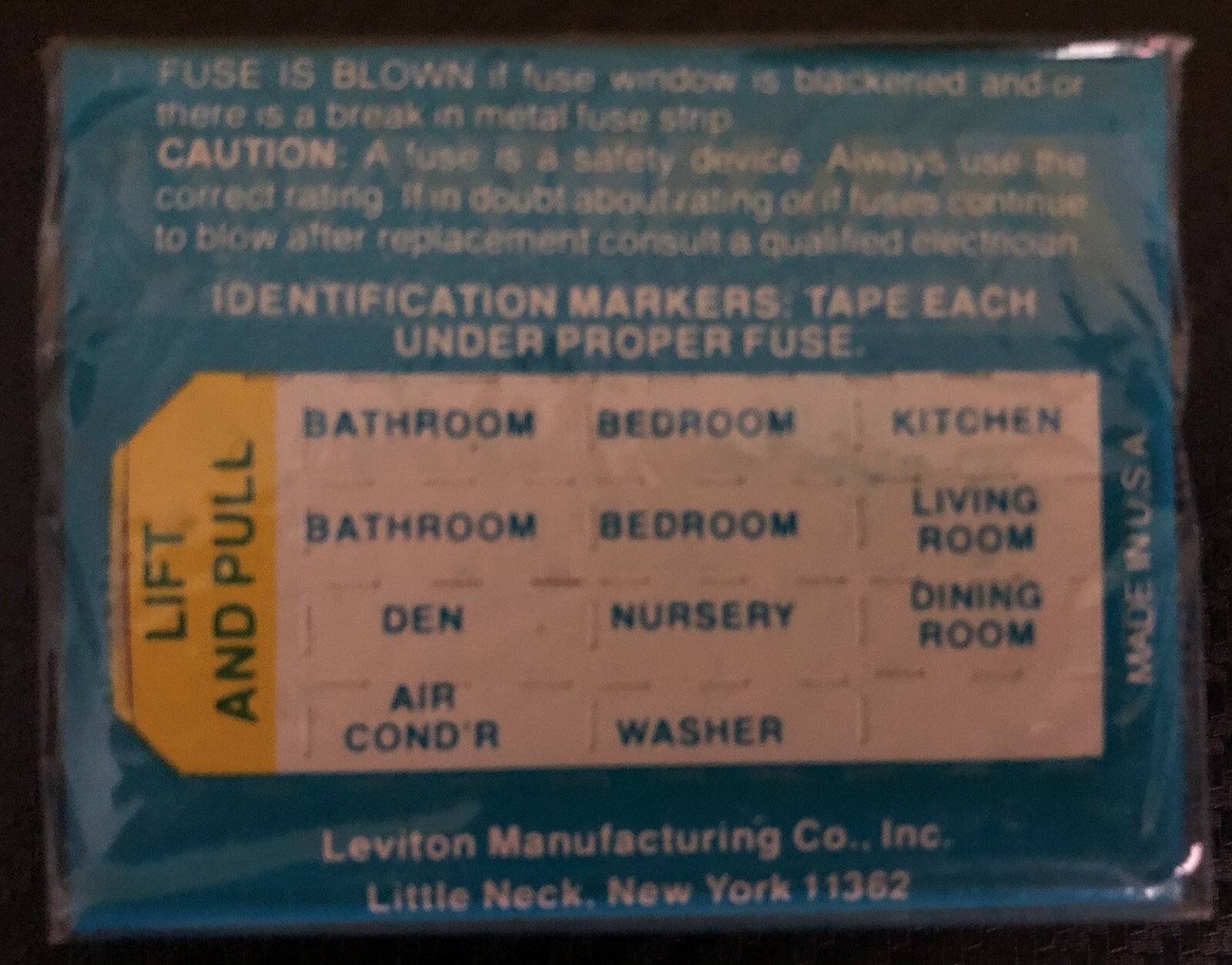 Leviton – 20 Amp Glass Plug Time Delay Fuses – Package of 5 – New/Unopened Box