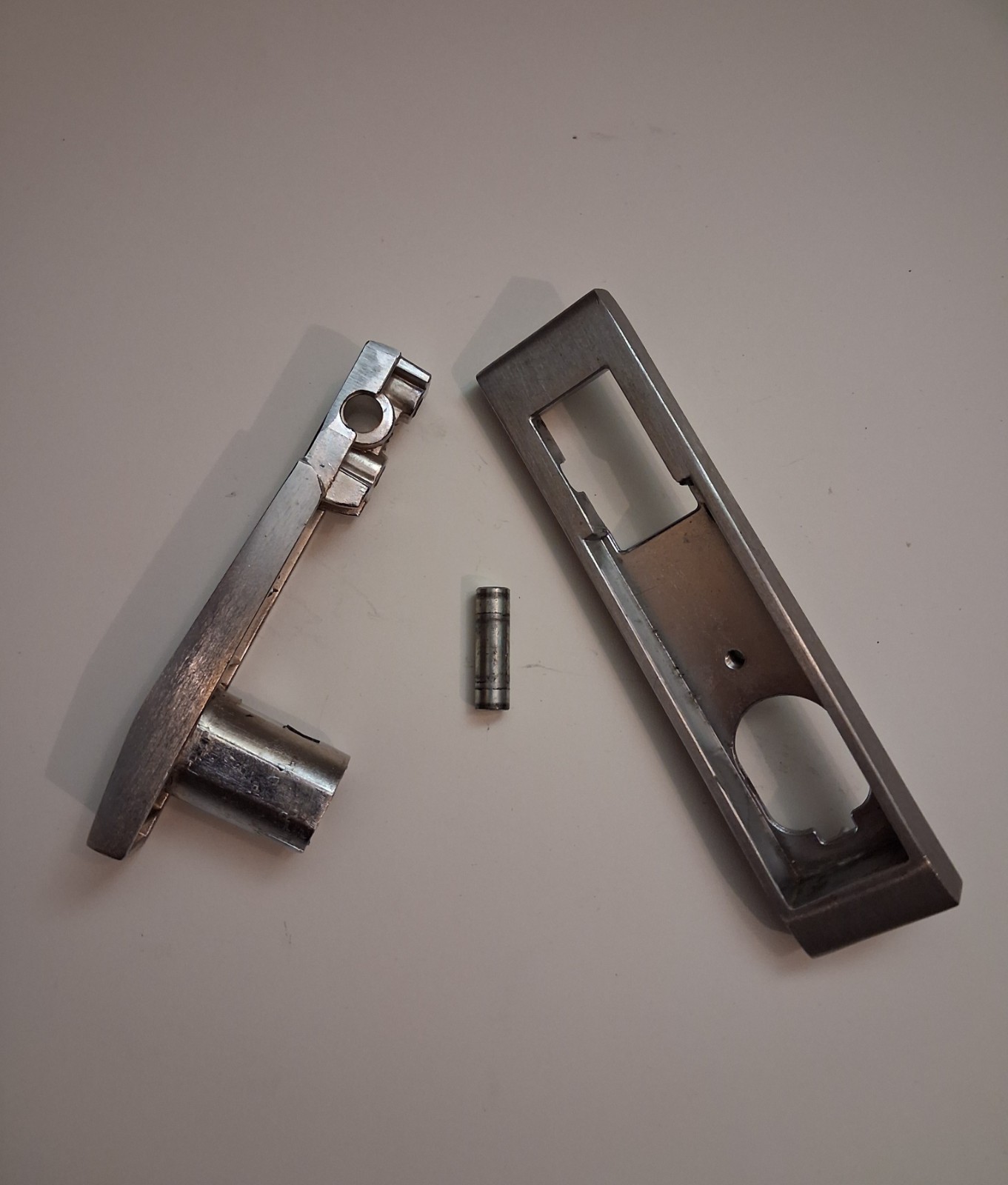 Crane National Vendors Swing-Handle Latch with Bezel and Pin