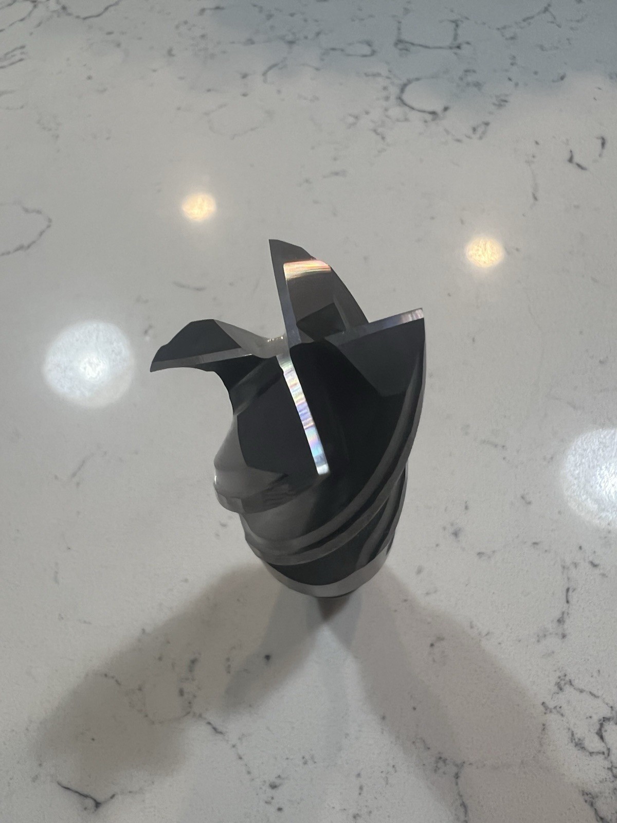 KENNAMETAL 6953270 Square End Mill D-L HARVI I TE 4F 1XDL25X1 1/2 S