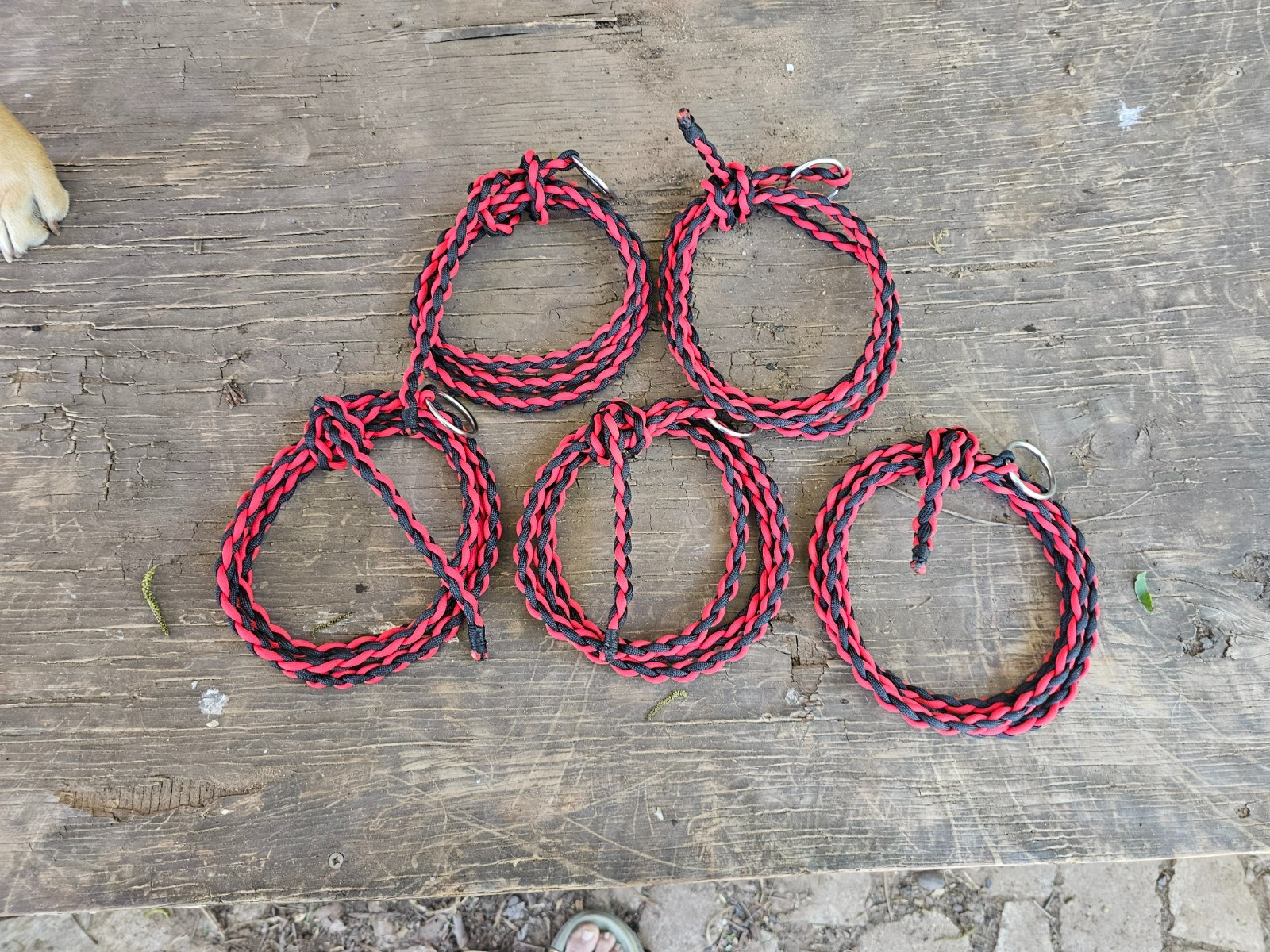 Set of 5 Paracord Piggin Strings Tie Strings Western Ranch Work Rope Black/Red