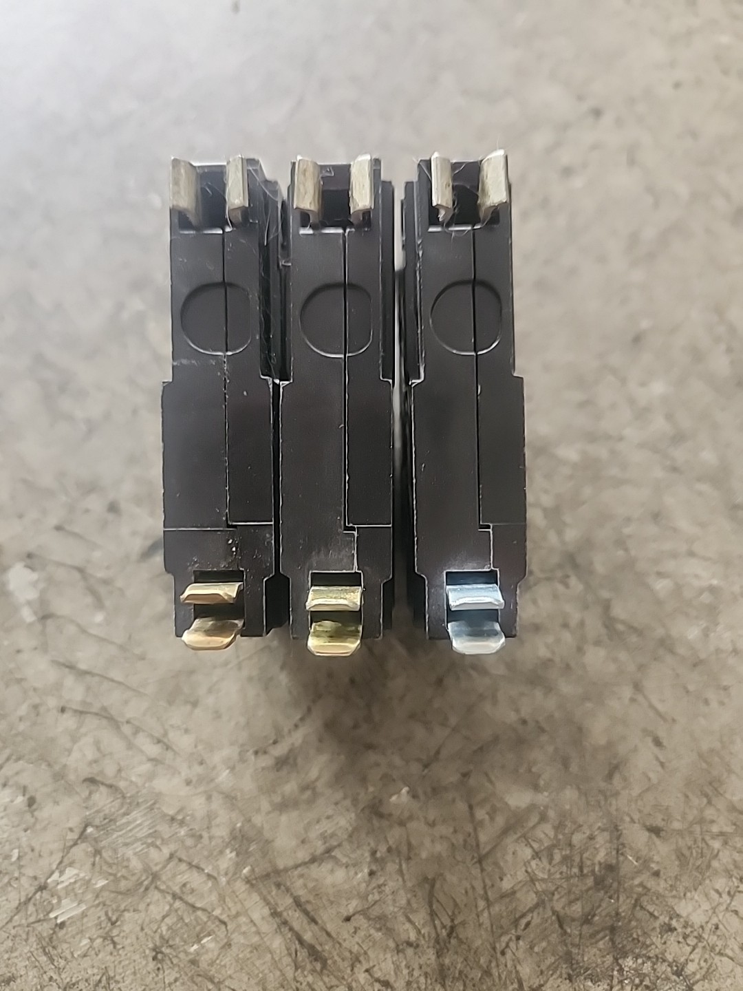 3 Square D QO110 1 Pole 10 Amp Circuit Breakers (White Numbering)