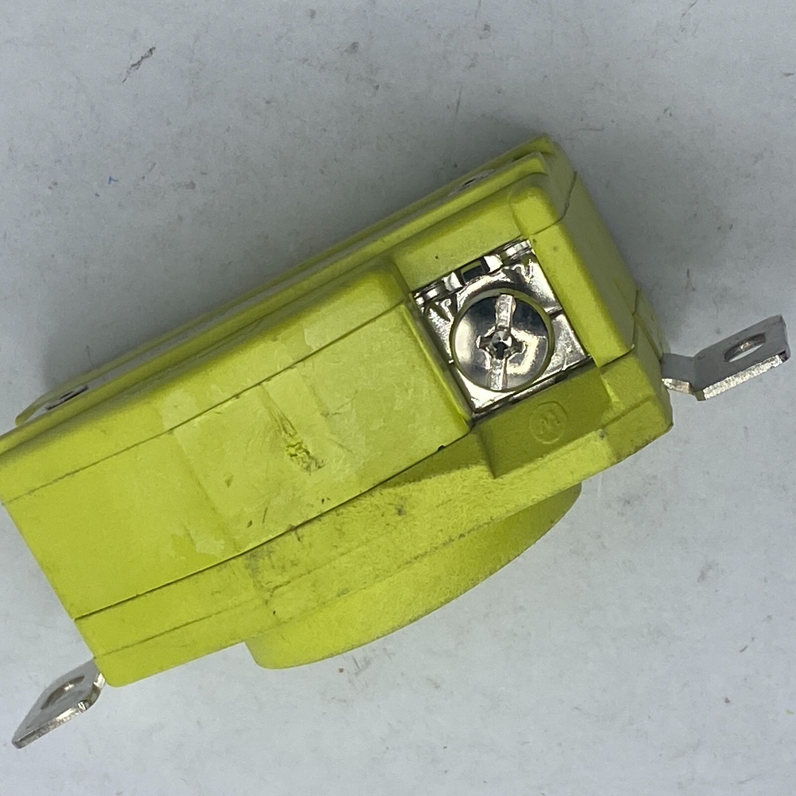 Lot of 13-EATON NEMA L5-30 Female Twist Lock 30A 125V 3 Wire Locking ✅