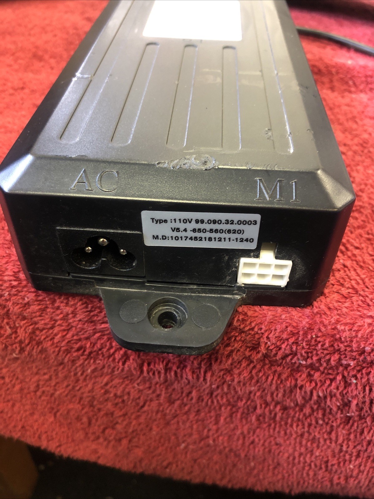 Genuine JCB36N2B-110 Black Uplift Desk Control System Desk Controller
