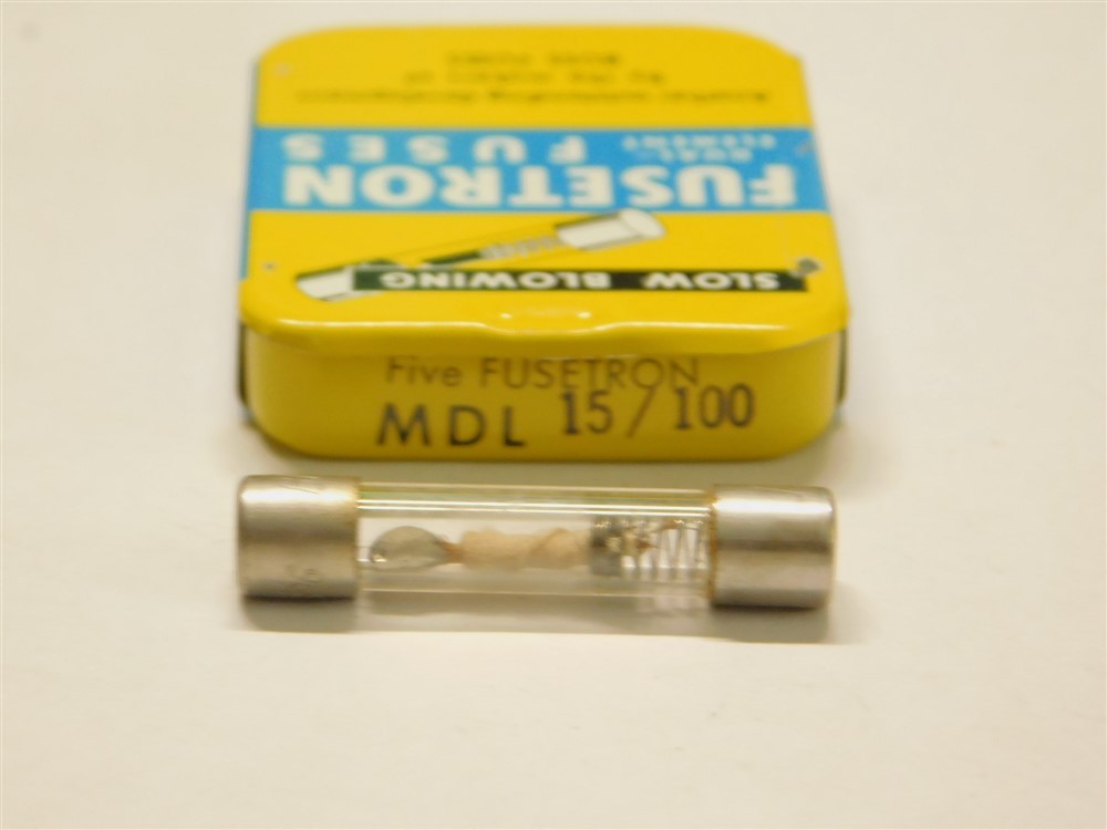 5 Bussmann MDL-15/100 15/100A 250VAC Time Delay Fuses .25″ x 1.25″ (Old Type)