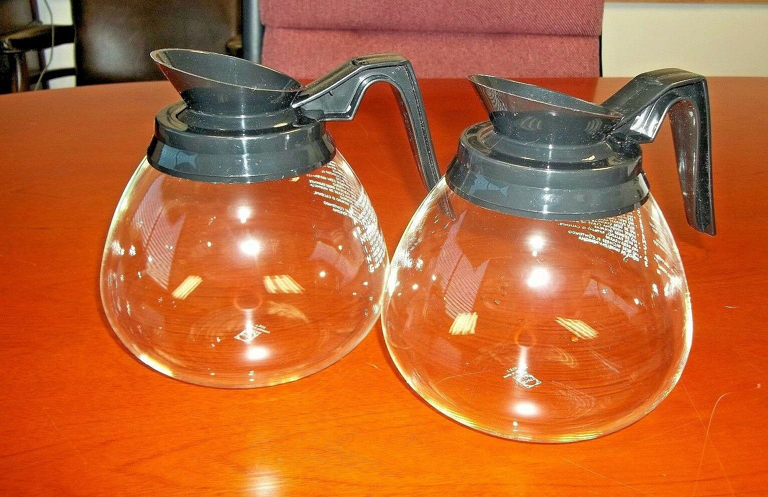 Lot of 2 NEW Coffee Pot/Decanter/Carafe for Commercial BUNN 64 oz. Glass – Black