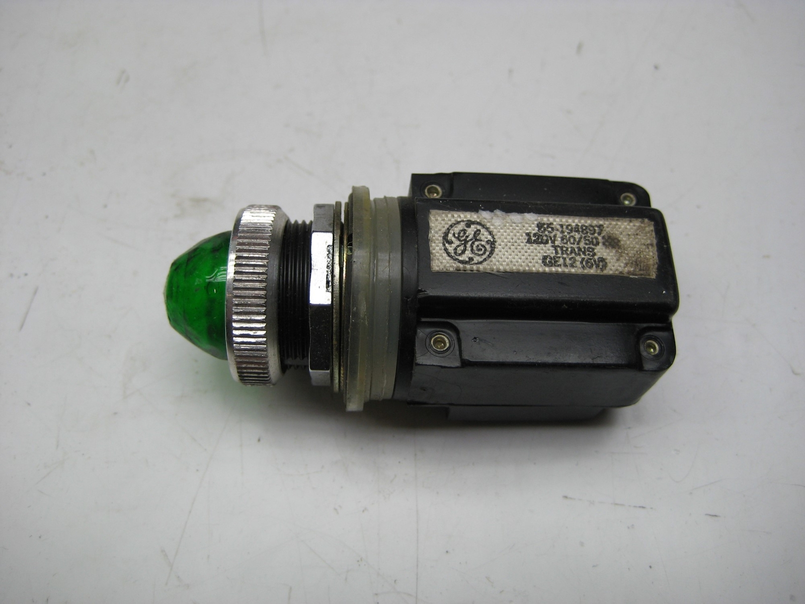 GENERAL ELECTRIC 55-194897 INDICATOR LIGHT GREEN NSNP