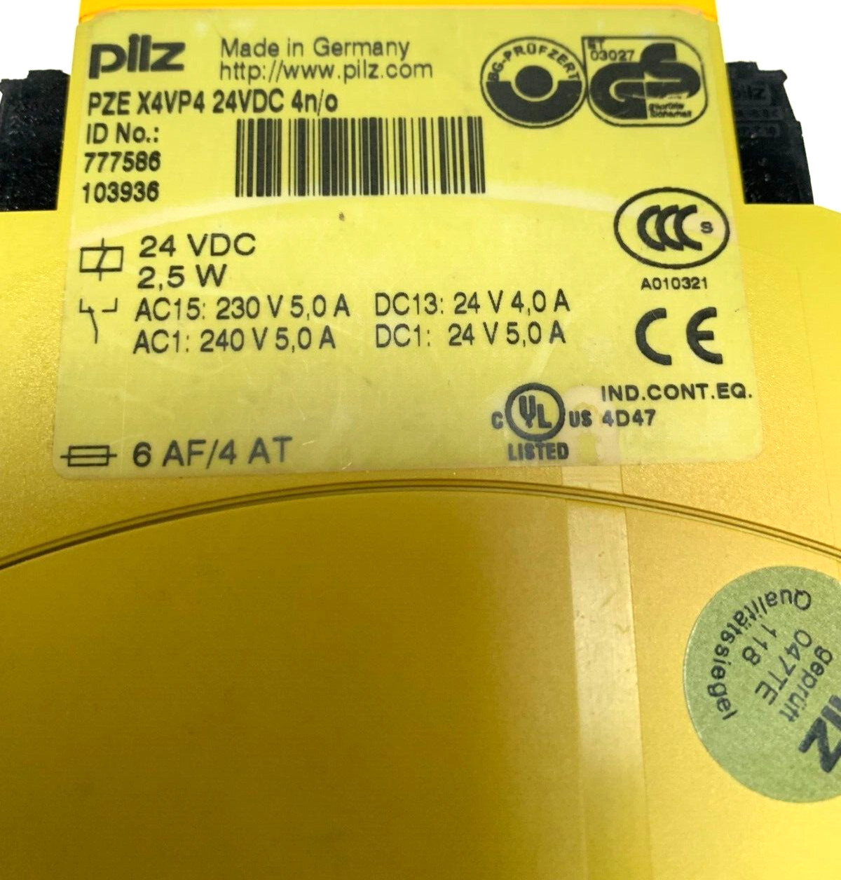 Pilz PZE-X4VP4 Safety Relay Module 24VDC 777586 PZE X4VP4