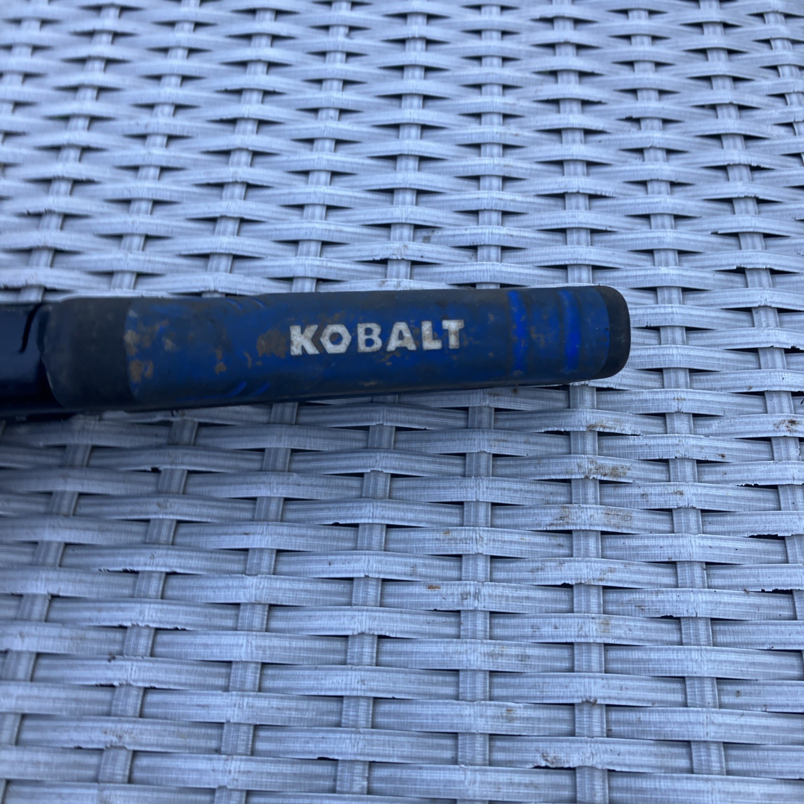 Kobalt 2146971 Pex Cutter Cuts Up to 1 inc For Rubber & Plastic Tubing New(11)